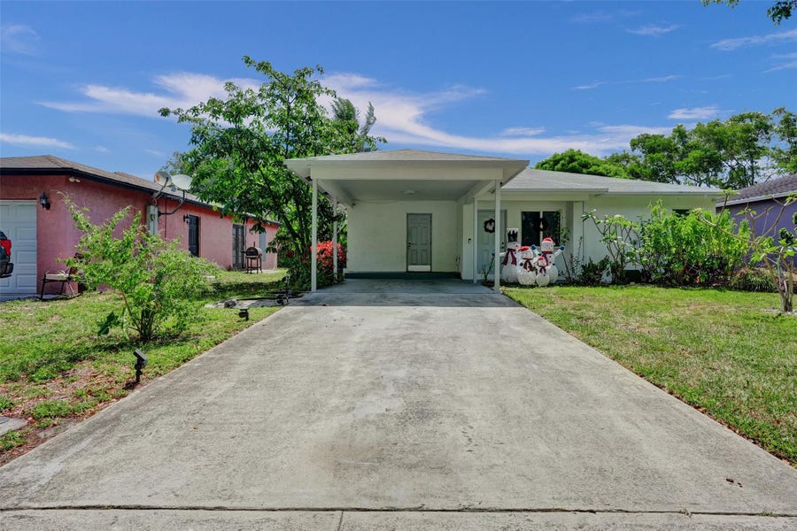 Property photo for 1590 NW 7th Lane, Pompano Beach, FL