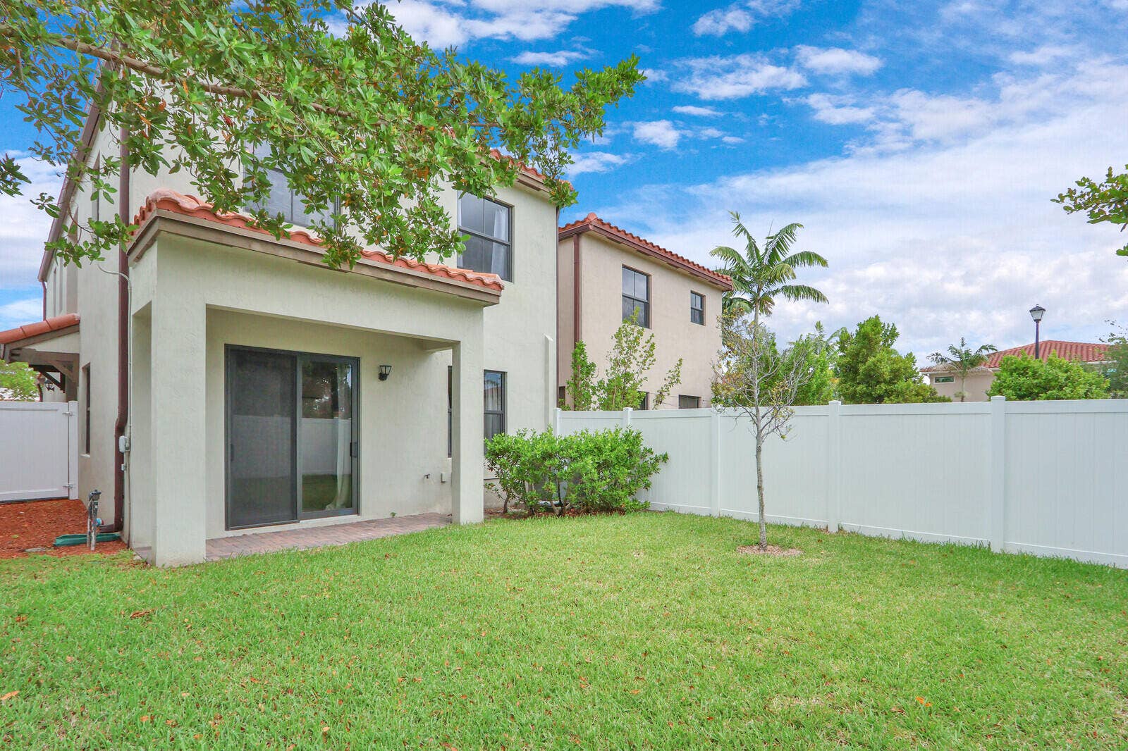 4008 Sequoia Place, Riviera Beach, FL 33410 1000011200