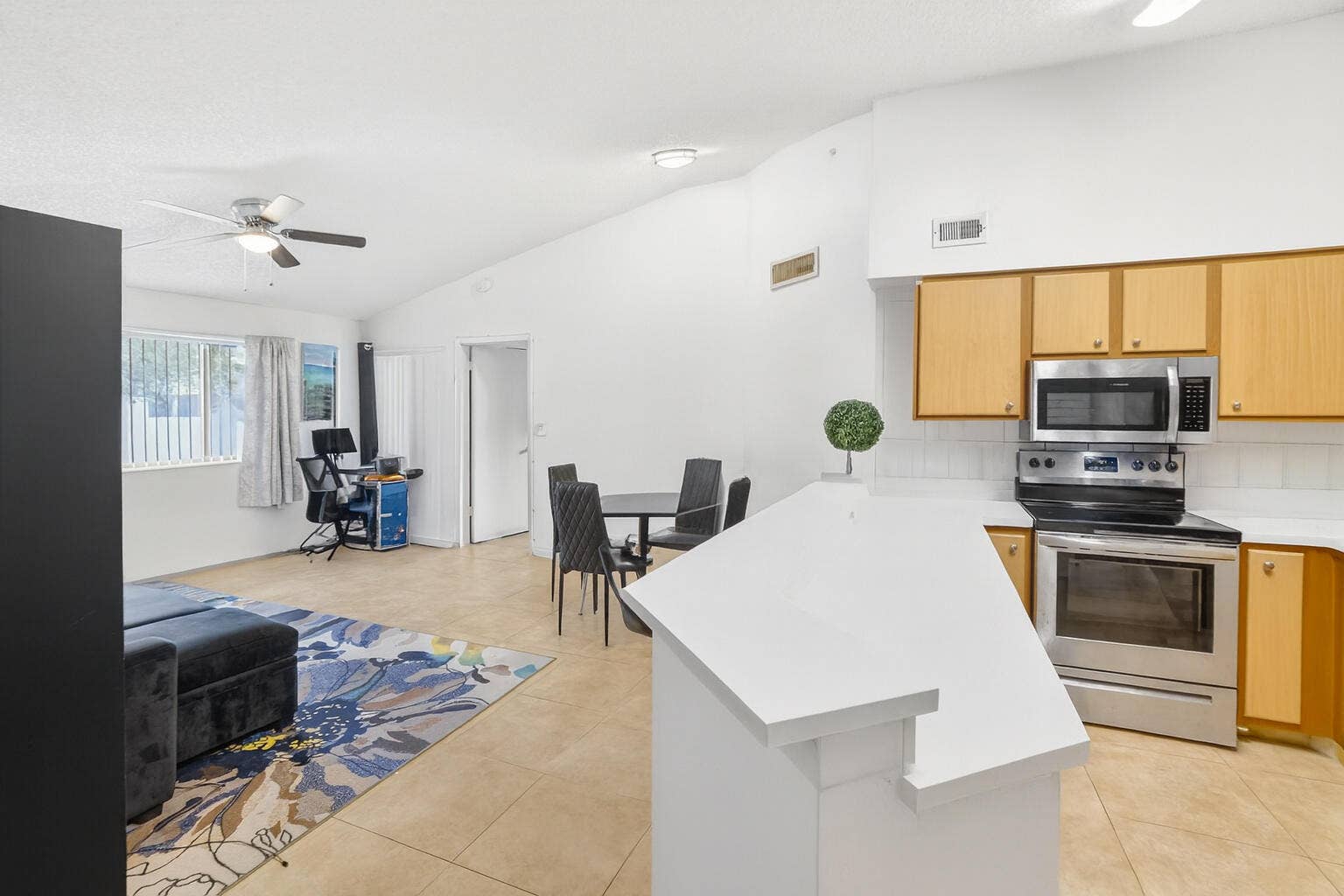 2550 SW 18th Terrace, #2005, Fort Lauderdale, FL 33315 5-web-or-mls-699A2948 - Virtual Cleaning