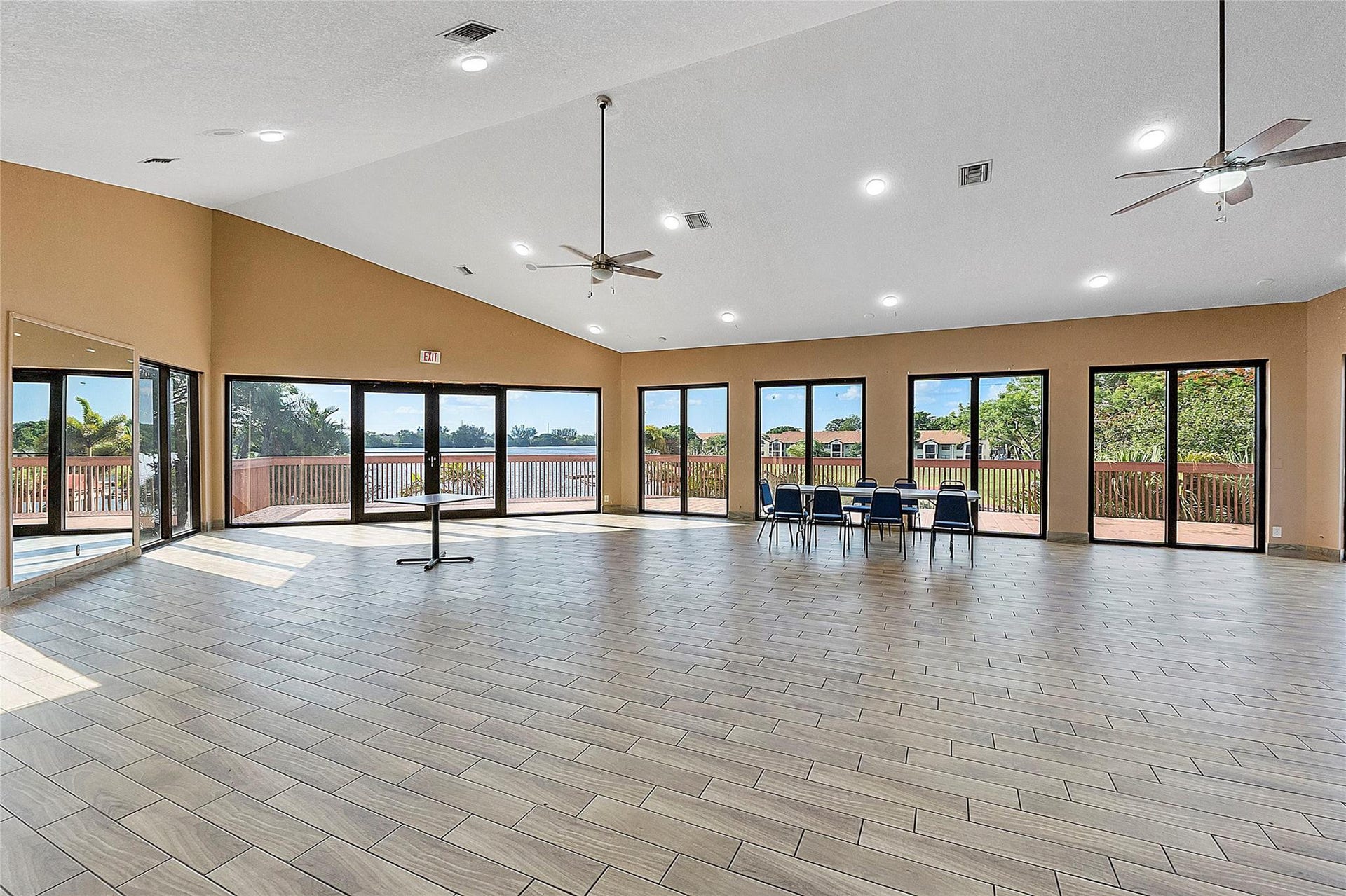 31 Columbia Court, Deerfield Beach, Deerfield Beach, FL 33442 Photo 12