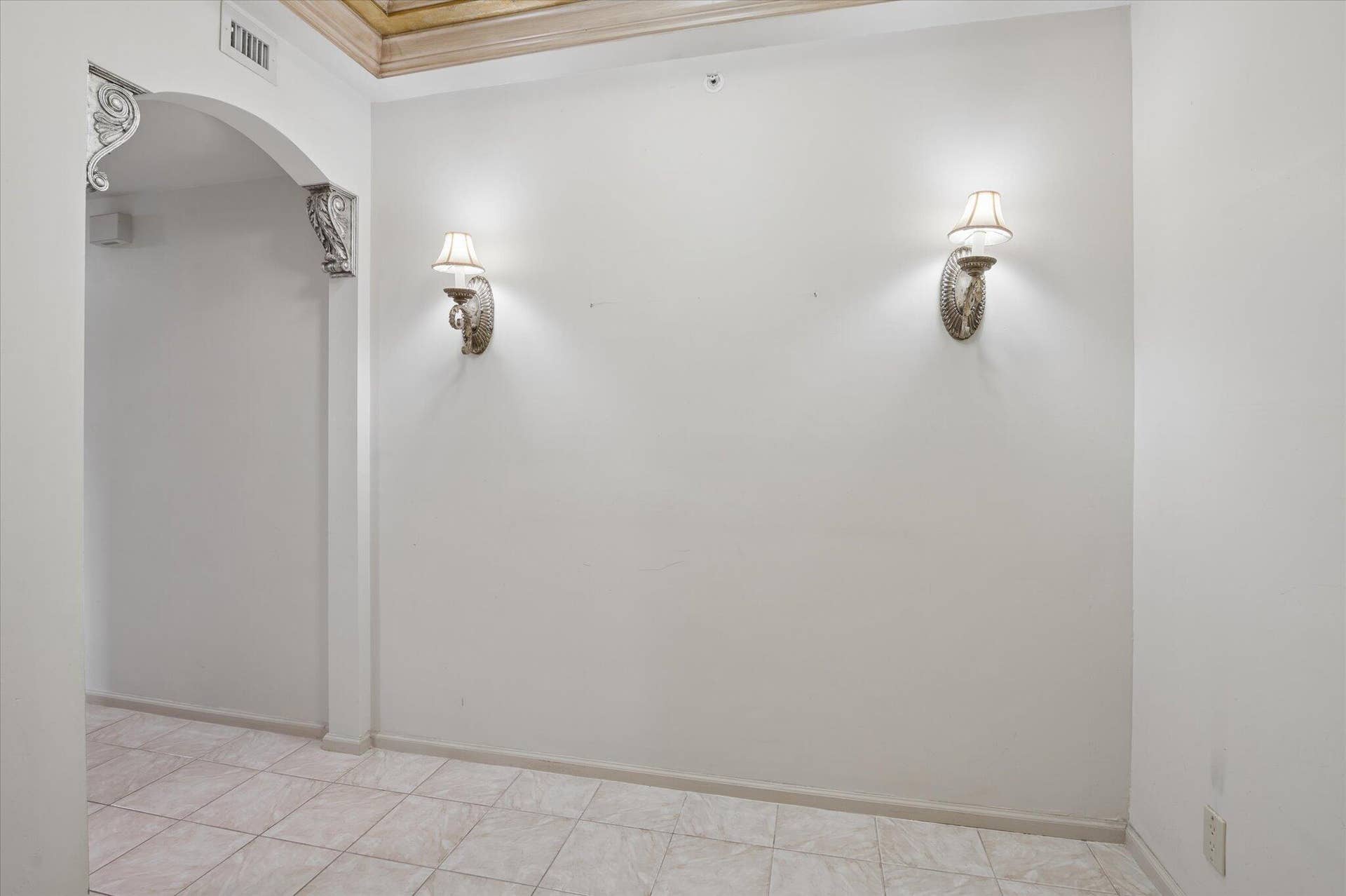 01-Cowan_Bounahra-4112 W Palm Aire Dr #1