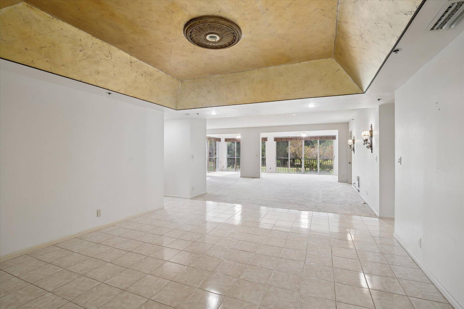 08-Cowan_Bounahra-4112 W Palm Aire Dr #1