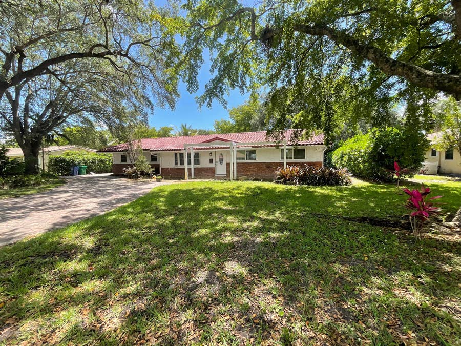Property photo for 3205 NW 87th Avenue, Coral Springs, FL