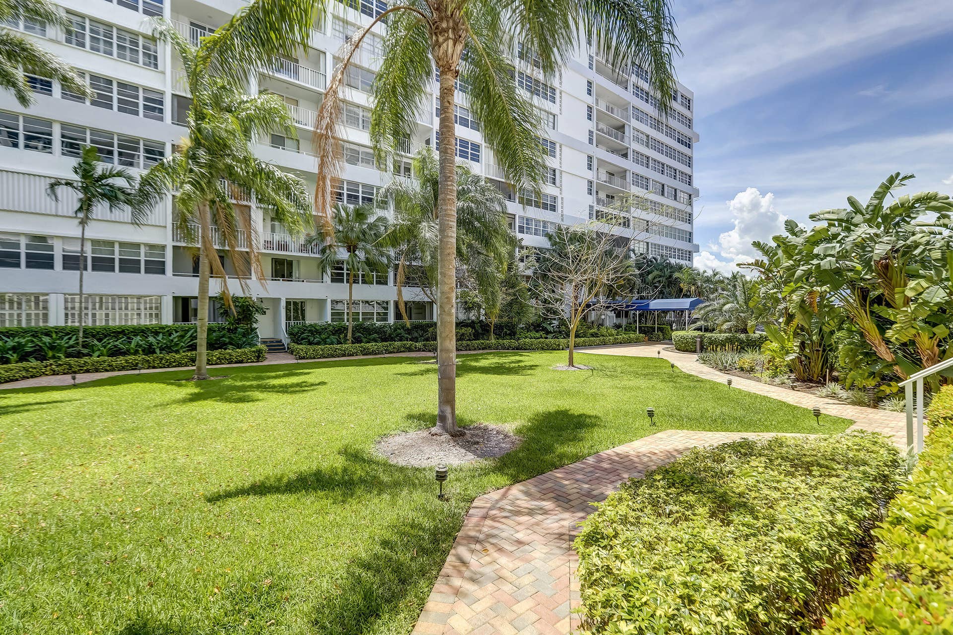 1160 N Federal Highway, #215, Fort Lauderdale, Fort Lauderdale, FL 33304 25__g6i4802_3_4_5_6