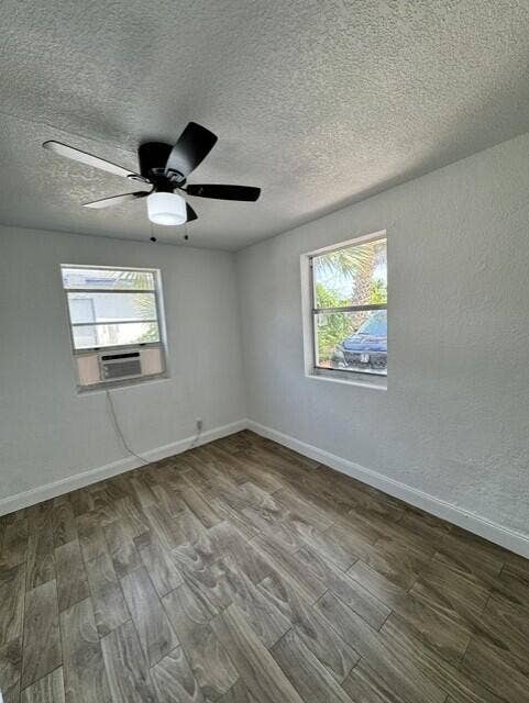 554 W 1st Street, Riviera Beach, FL 33404 1c7a1a25-2d8d-4bdf-b134-e3fc820e9d25