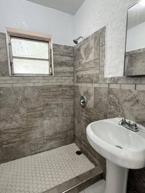 554 W 1st Street, Riviera Beach, FL 33404 03203a87-15fc-49e3-9217-be7e567215b8