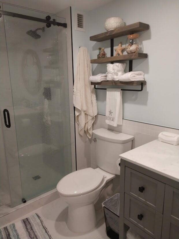 ROYAL COAST CONDO BATHROOM 3