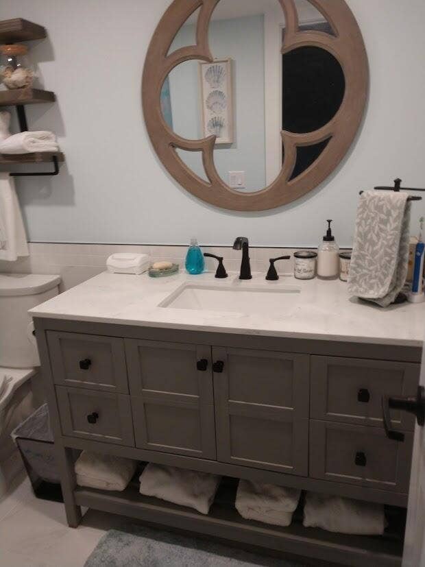 ROYAL COAST CONDO BATHROOM 2