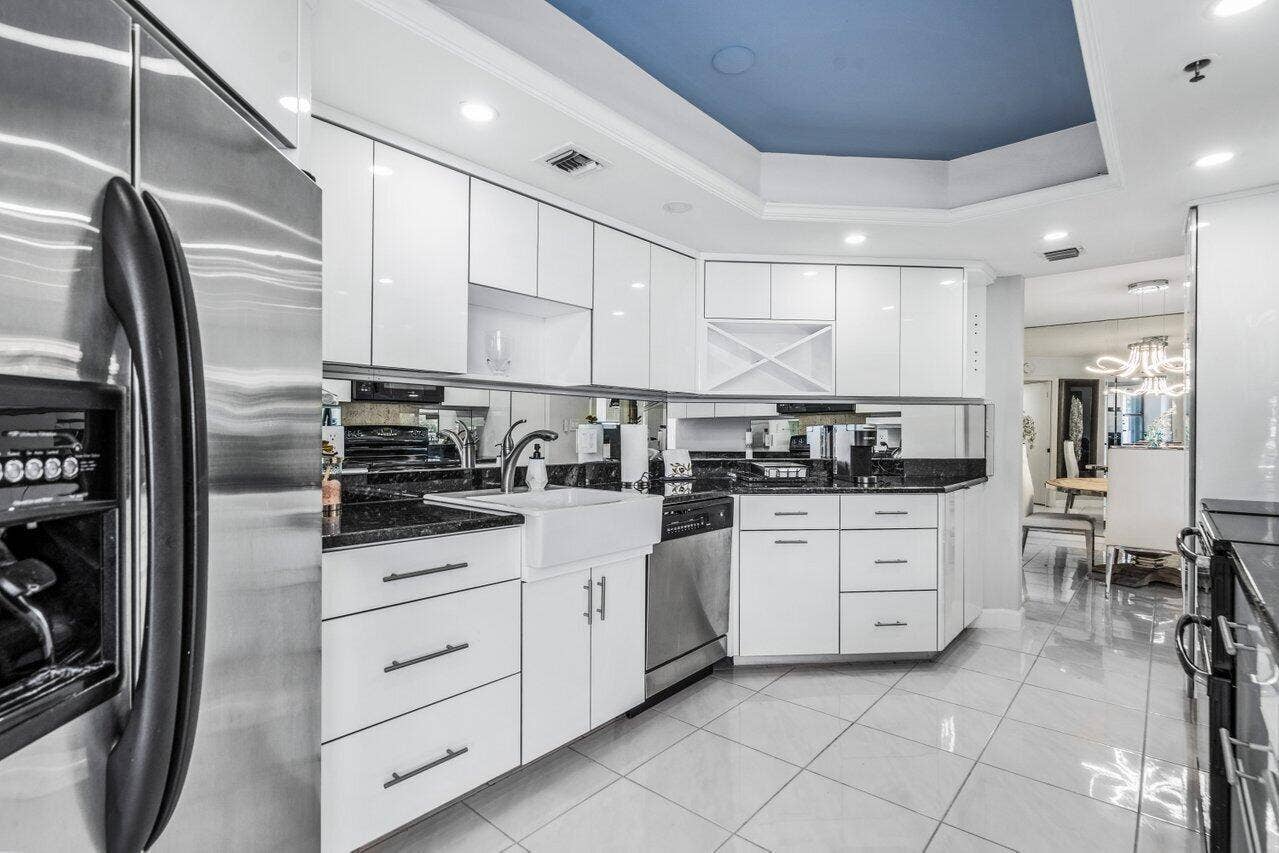 007-5200NorthOceanDrive-WestPalmBeach-FL