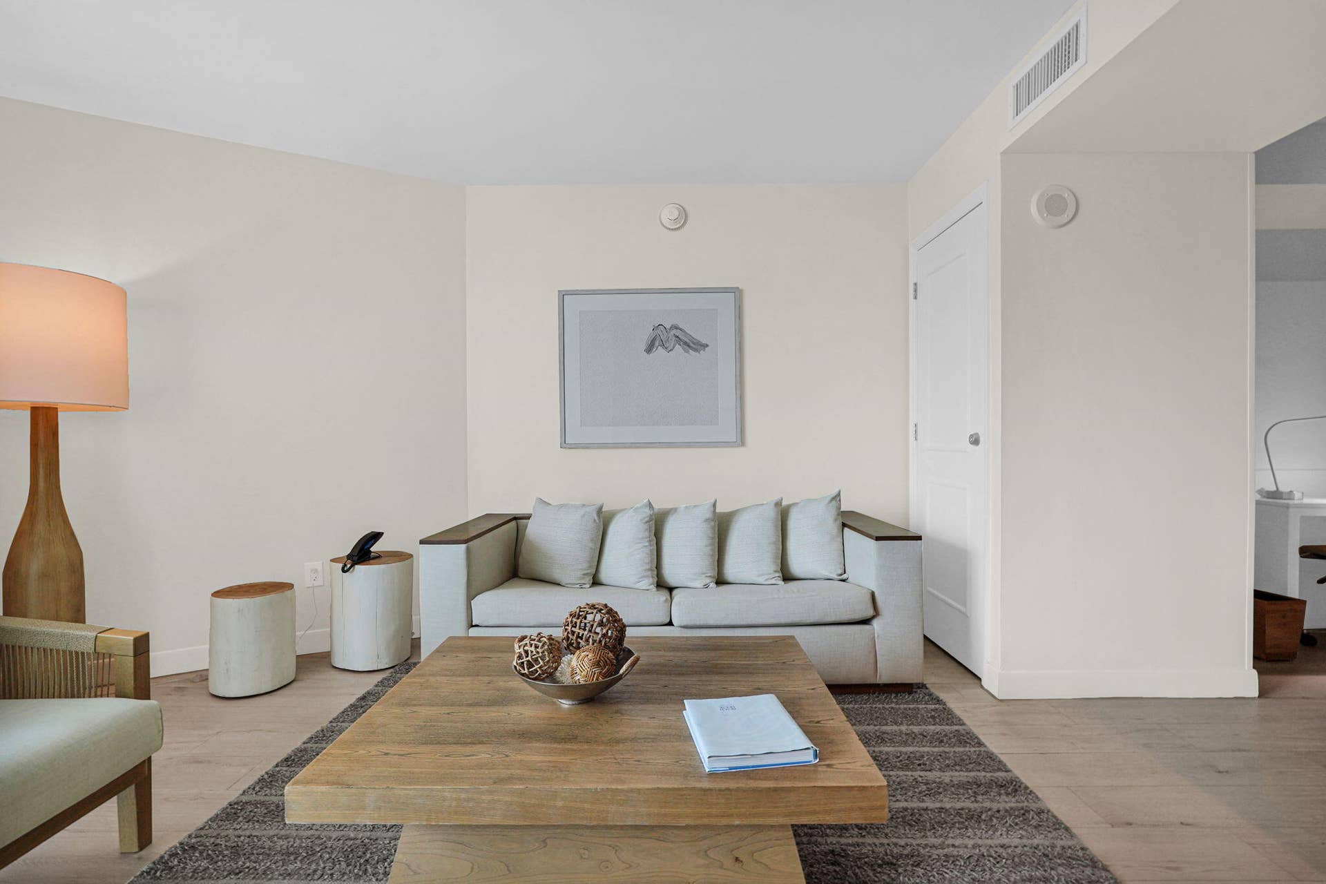 505 N Fort Lauderdale Beach Boulevard, #1403, Fort Lauderdale, FL 33304 19-web-or-mls-DSC07242