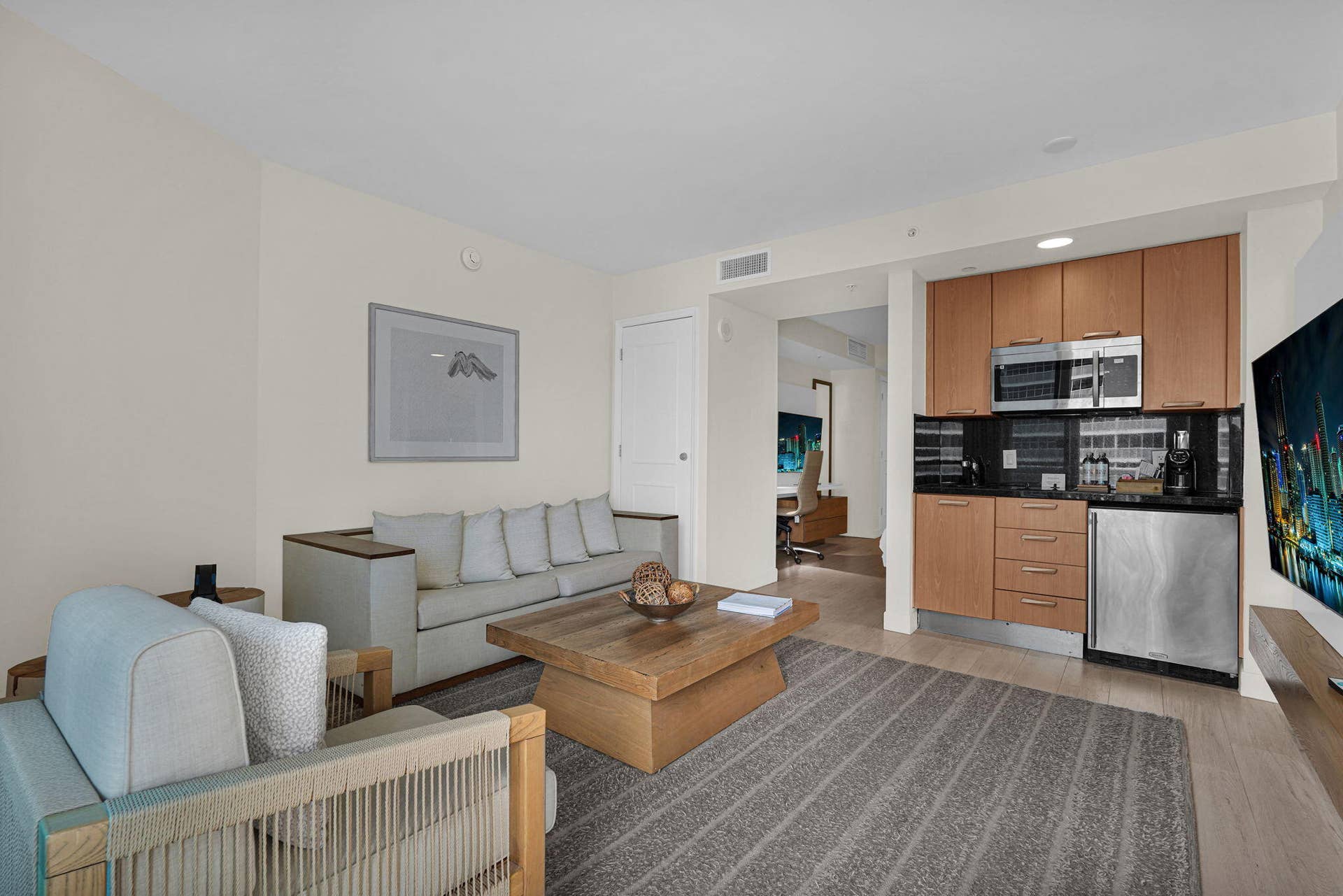 505 N Fort Lauderdale Beach Boulevard, #1403, Fort Lauderdale, FL 33304 22-web-or-mls-DSC07321