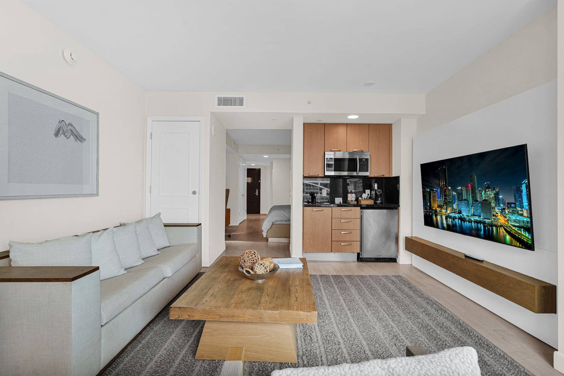 505 N Fort Lauderdale Beach Boulevard, #1403, Fort Lauderdale, FL 33304 6-web-or-mls-DSC07195
