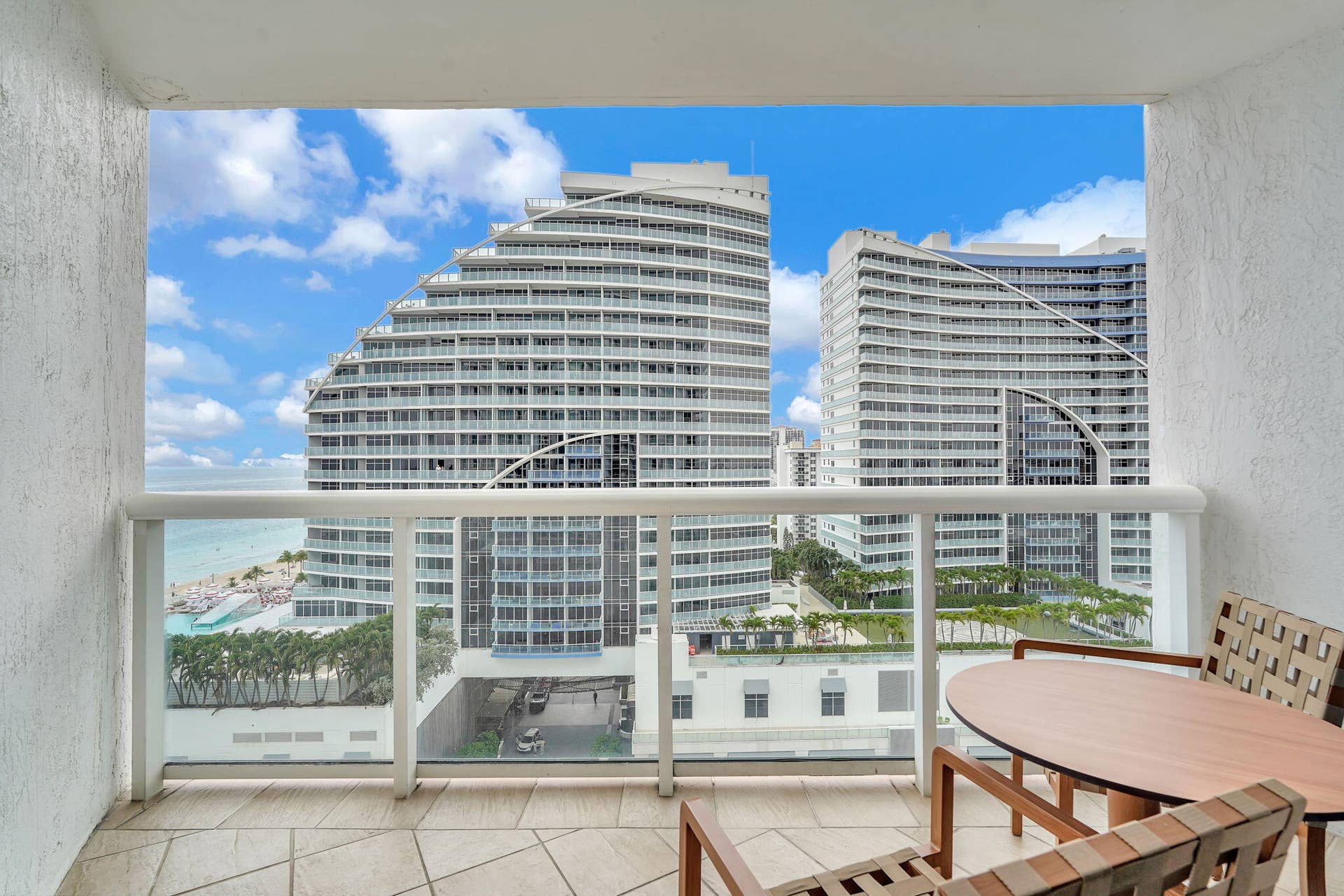 505 N Fort Lauderdale Beach Boulevard, #1403, Fort Lauderdale, FL 33304 12-web-or-mls-DSC07348