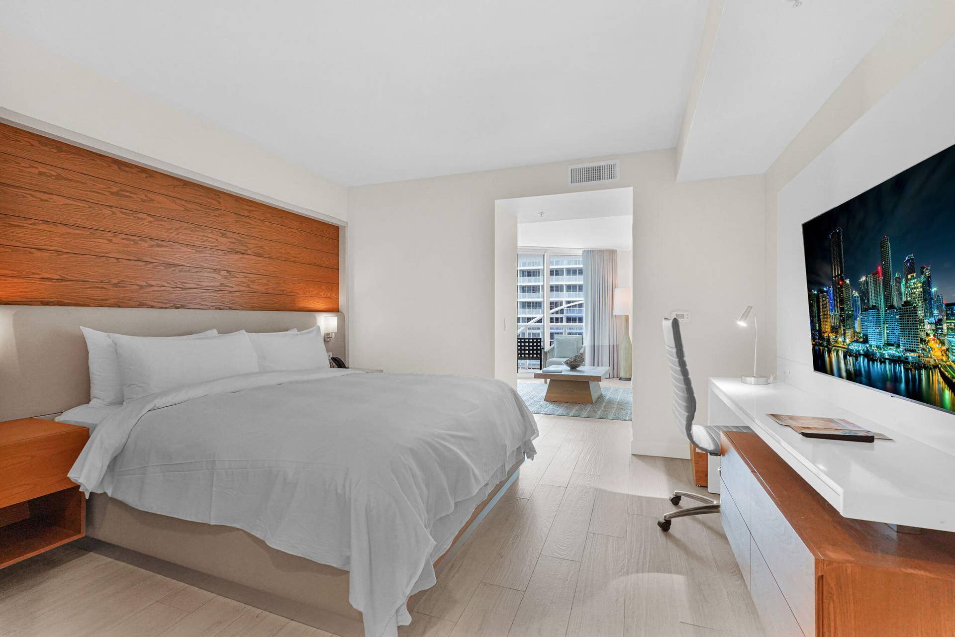 505 N Fort Lauderdale Beach Boulevard, #1403, Fort Lauderdale, FL 33304 31-web-or-mls-DSC06675