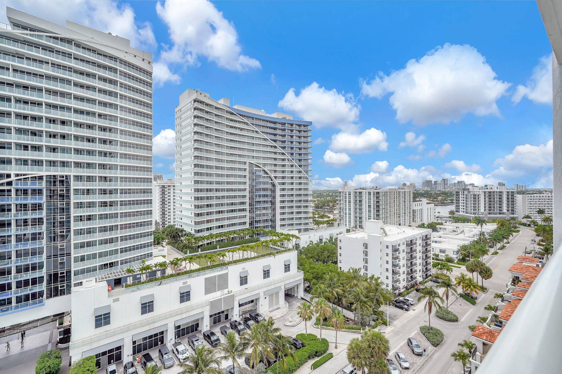 505 N Fort Lauderdale Beach Boulevard, #1403, Fort Lauderdale, FL 33304 45-web-or-mls-DSC07376