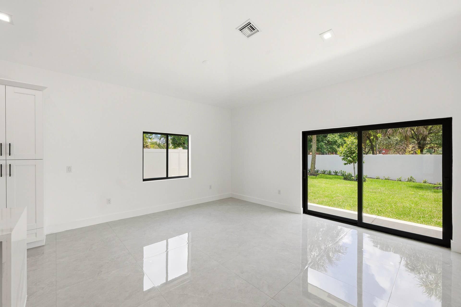 4530 NW 36th Court, Fort Lauderdale, FL 33319 09_63824_photo_-113