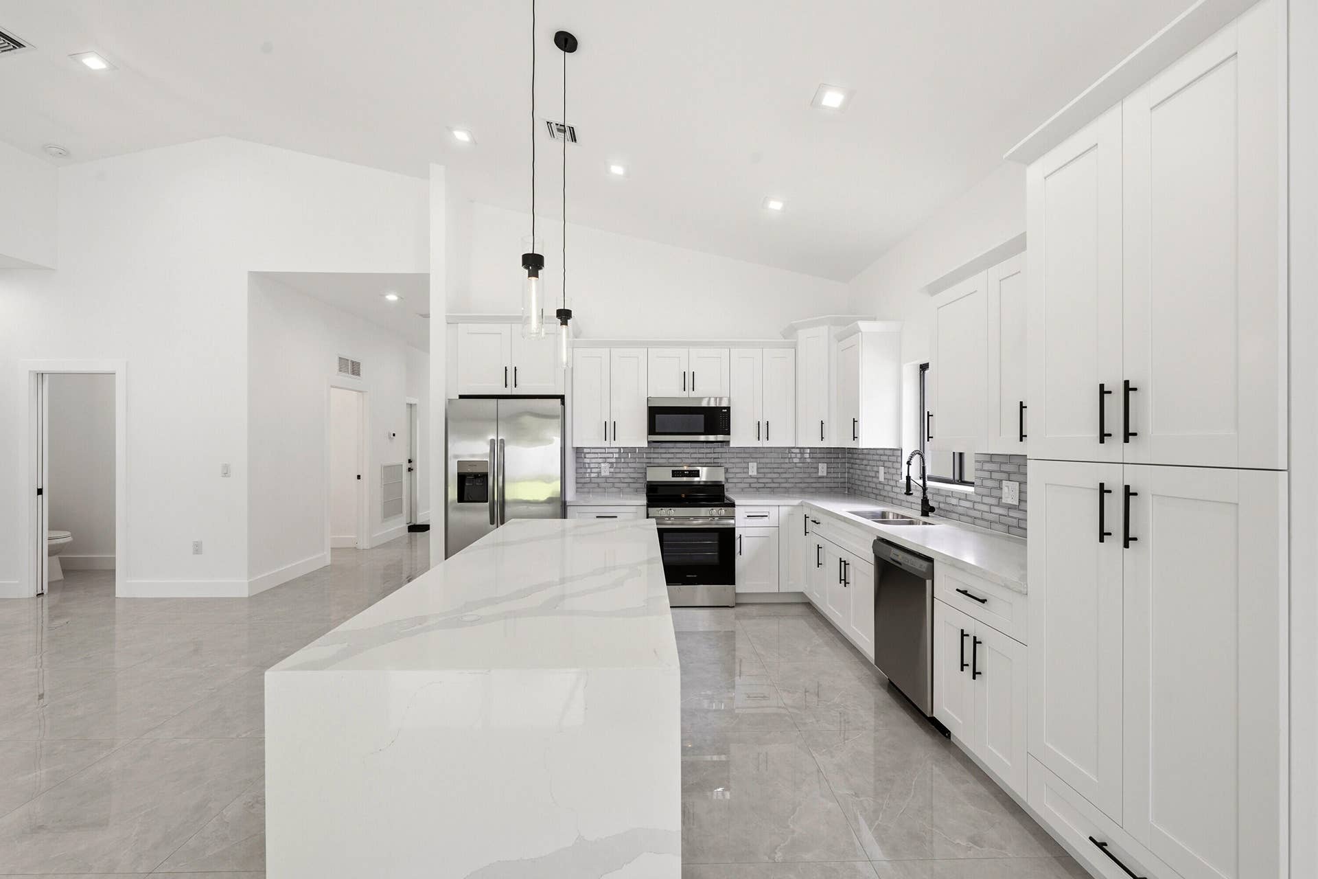 4530 NW 36th Court, Fort Lauderdale, FL 33319 19_63824_photo_-185