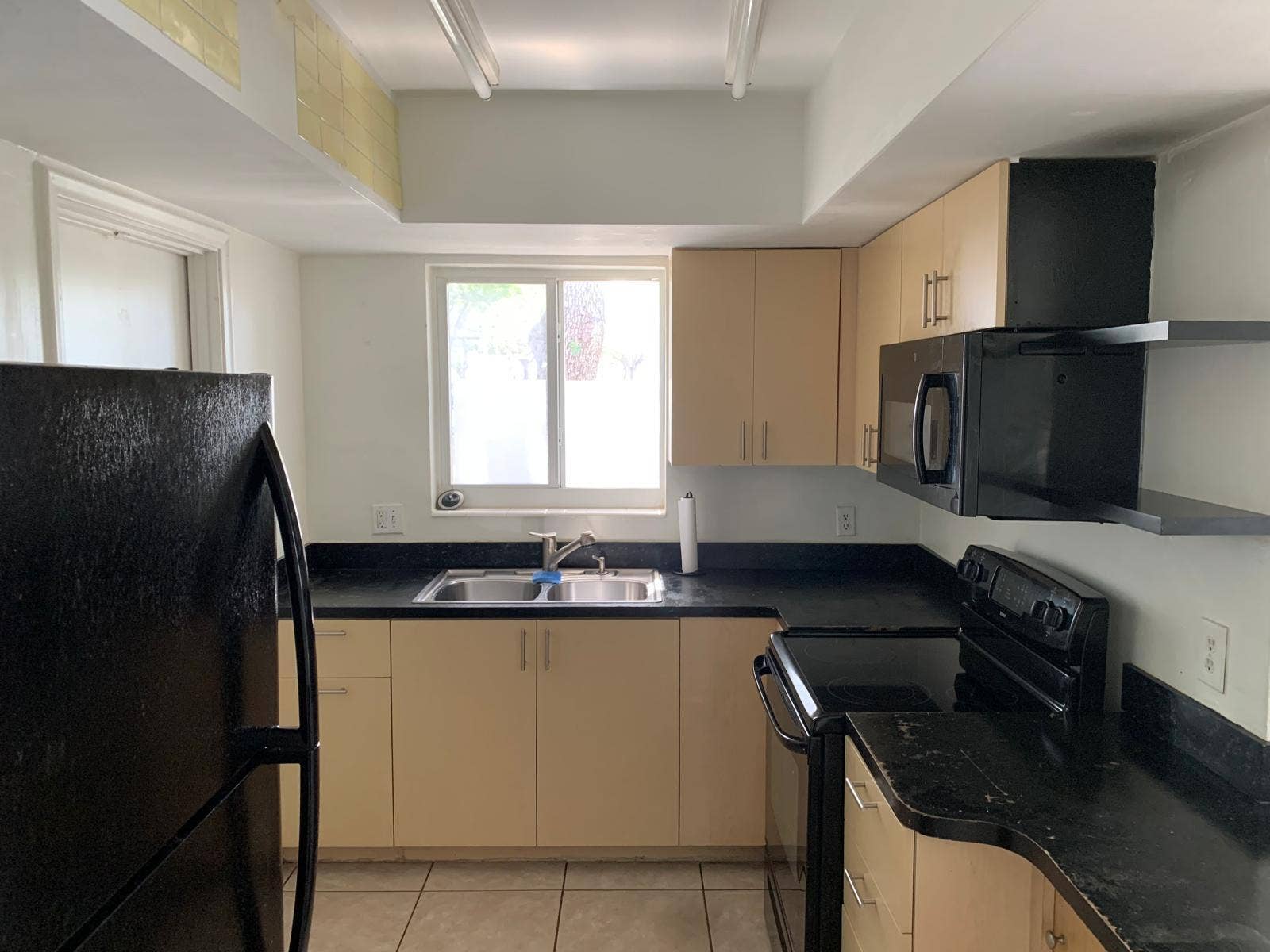 2624 NE 32nd Street, #104, Fort Lauderdale, Fort Lauderdale, FL 33306 PHOTO-2026-05-27-21-30-39_1