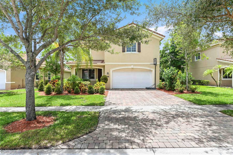 Property photo for 6819 Osage Circle, West Palm Beach, FL
