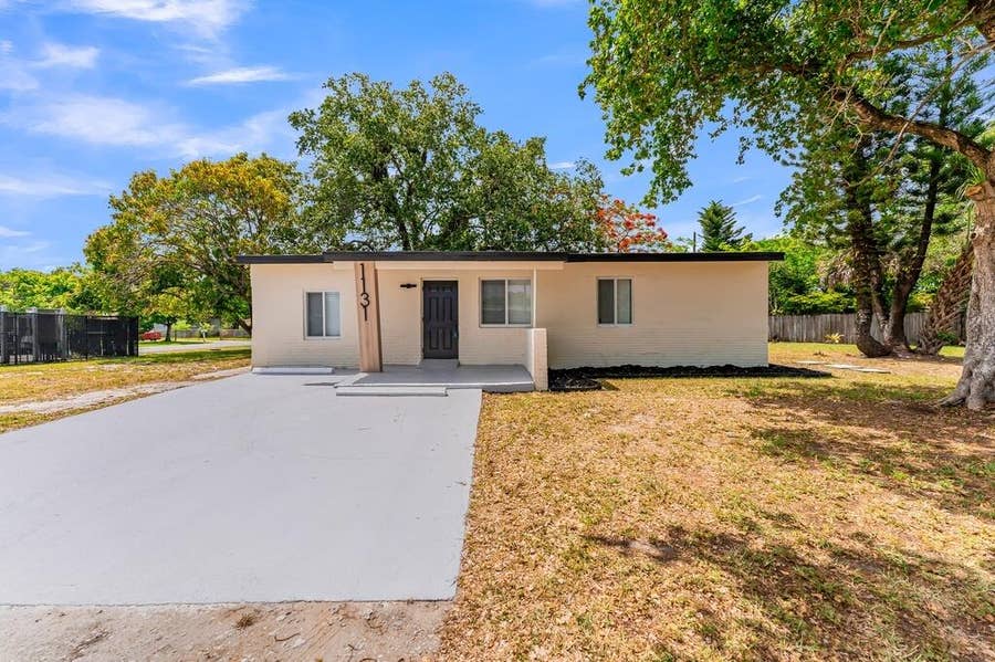 Property photo for 1131 NW 18th Avenue, Fort Lauderdale, FL