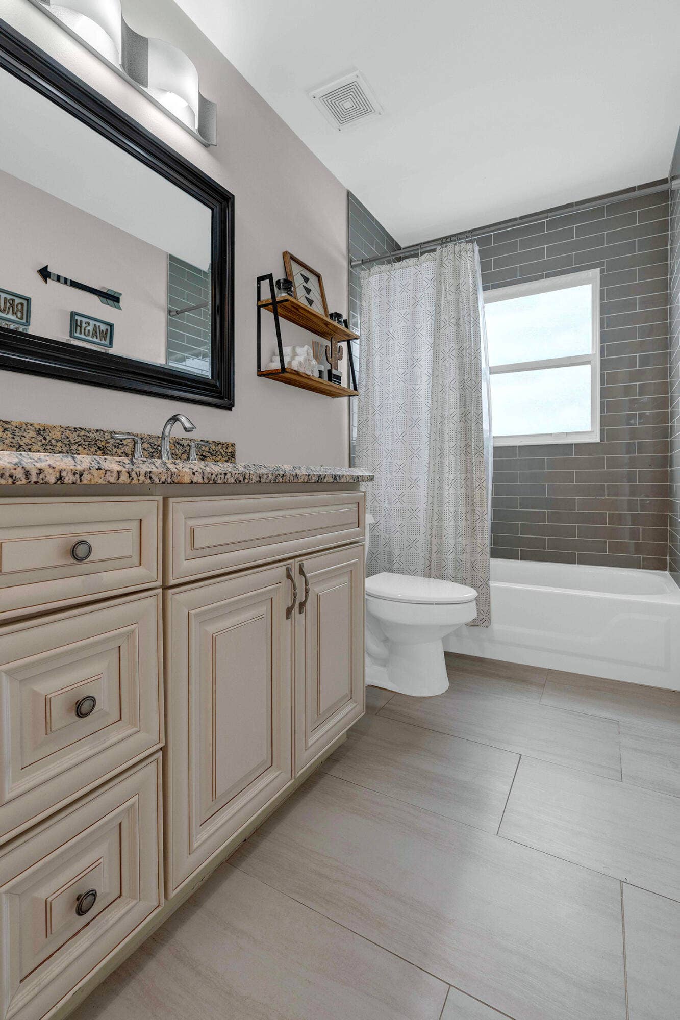 22925 Sterling Lakes Drive, Boca Raton, FL 33433 Second Bathroom