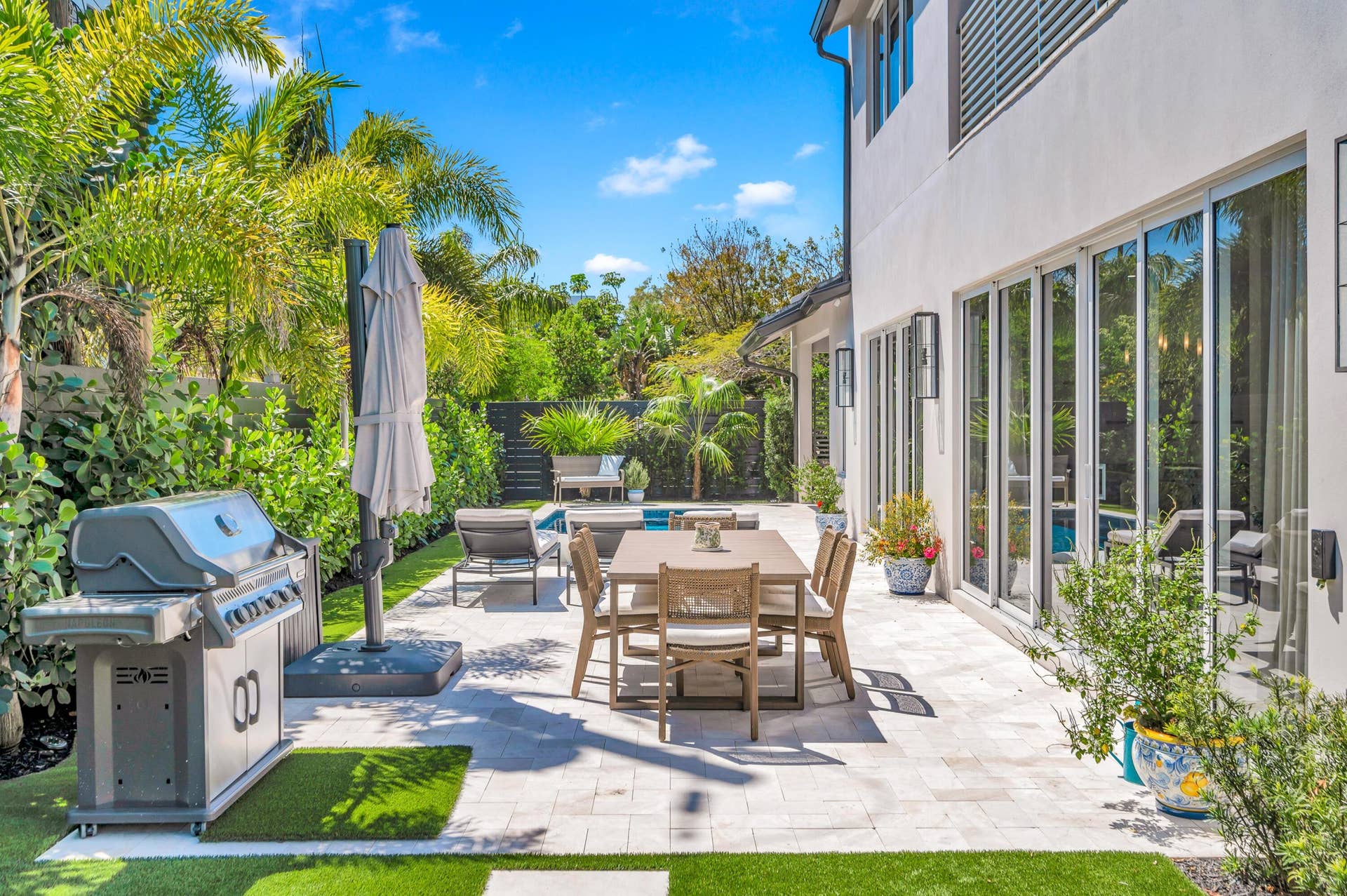 618 NE 15th Avenue, Fort Lauderdale, FL 33304 618 NE 15th AVE-14