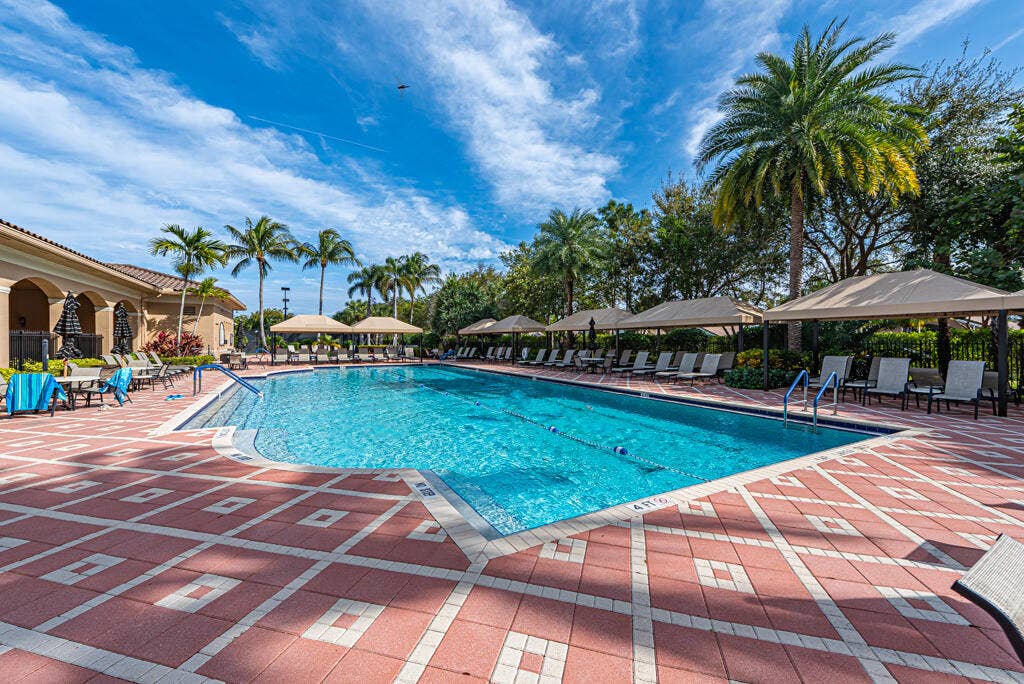 8218 La Jolla Vista Lane, Lake Worth, FL 33467 Water aerobics