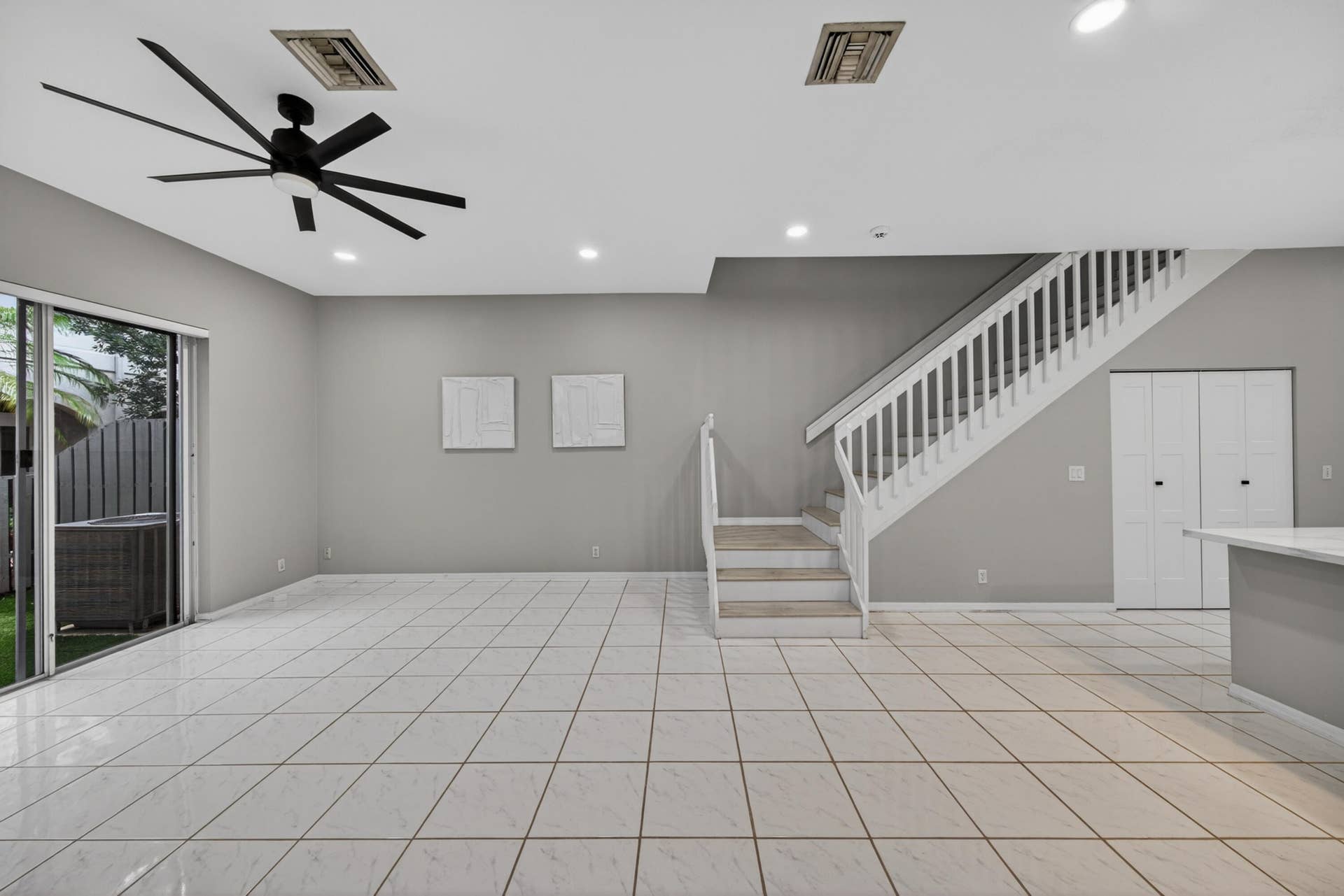 835 NE 17th Way, Fort Lauderdale, FL 33304 The floors were recently steam cleaned