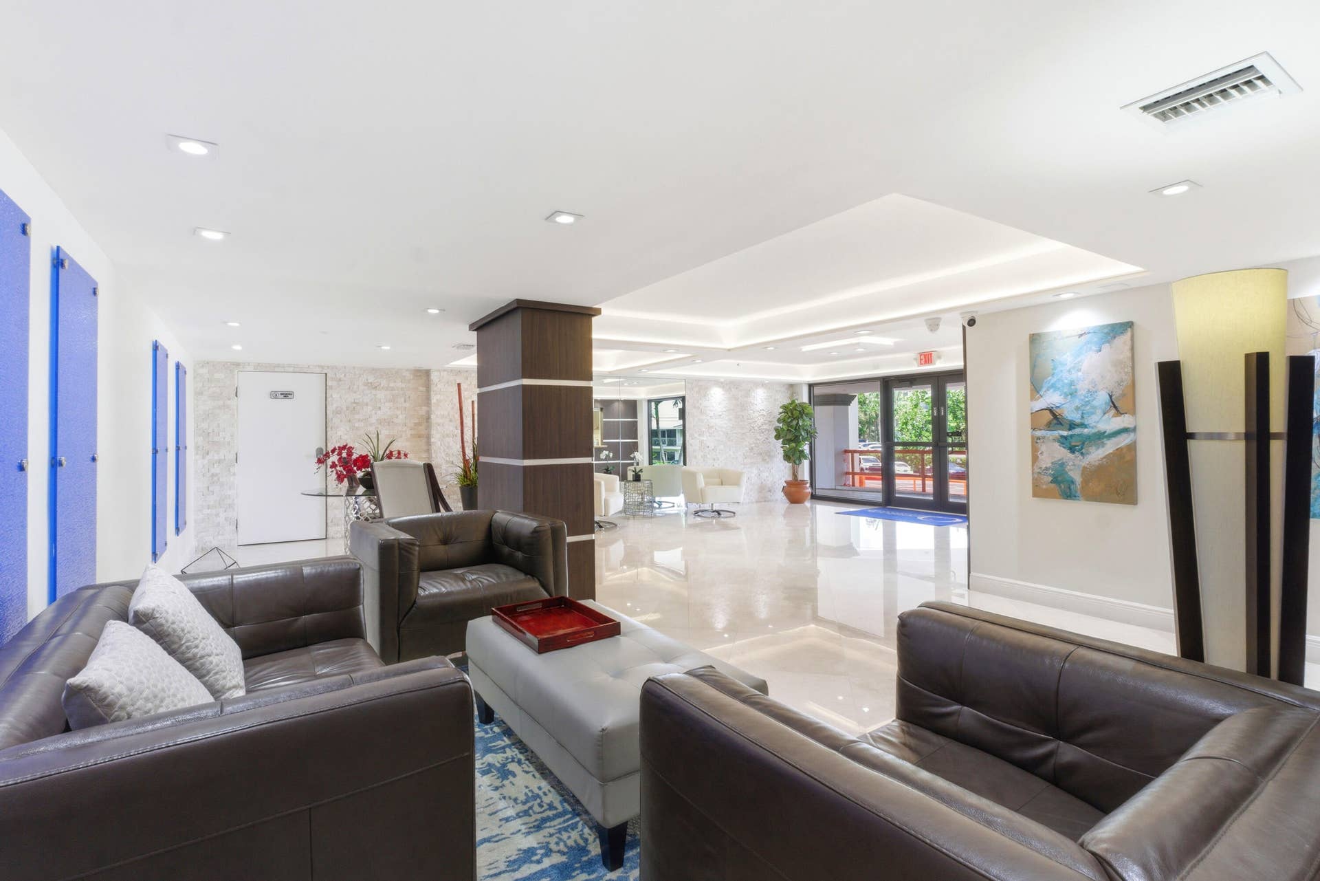1167 Hillsboro Mile, #707, Hillsboro Beach, FL 33062 Lobby