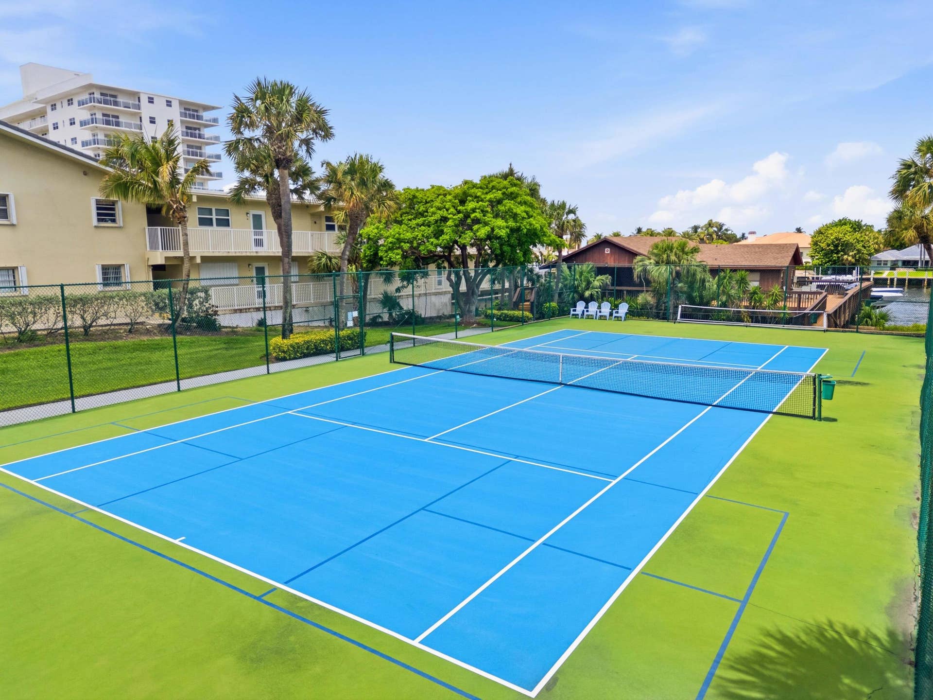 1167 Hillsboro Mile, #707, Hillsboro Beach, FL 33062 Tennis/Pickleball court