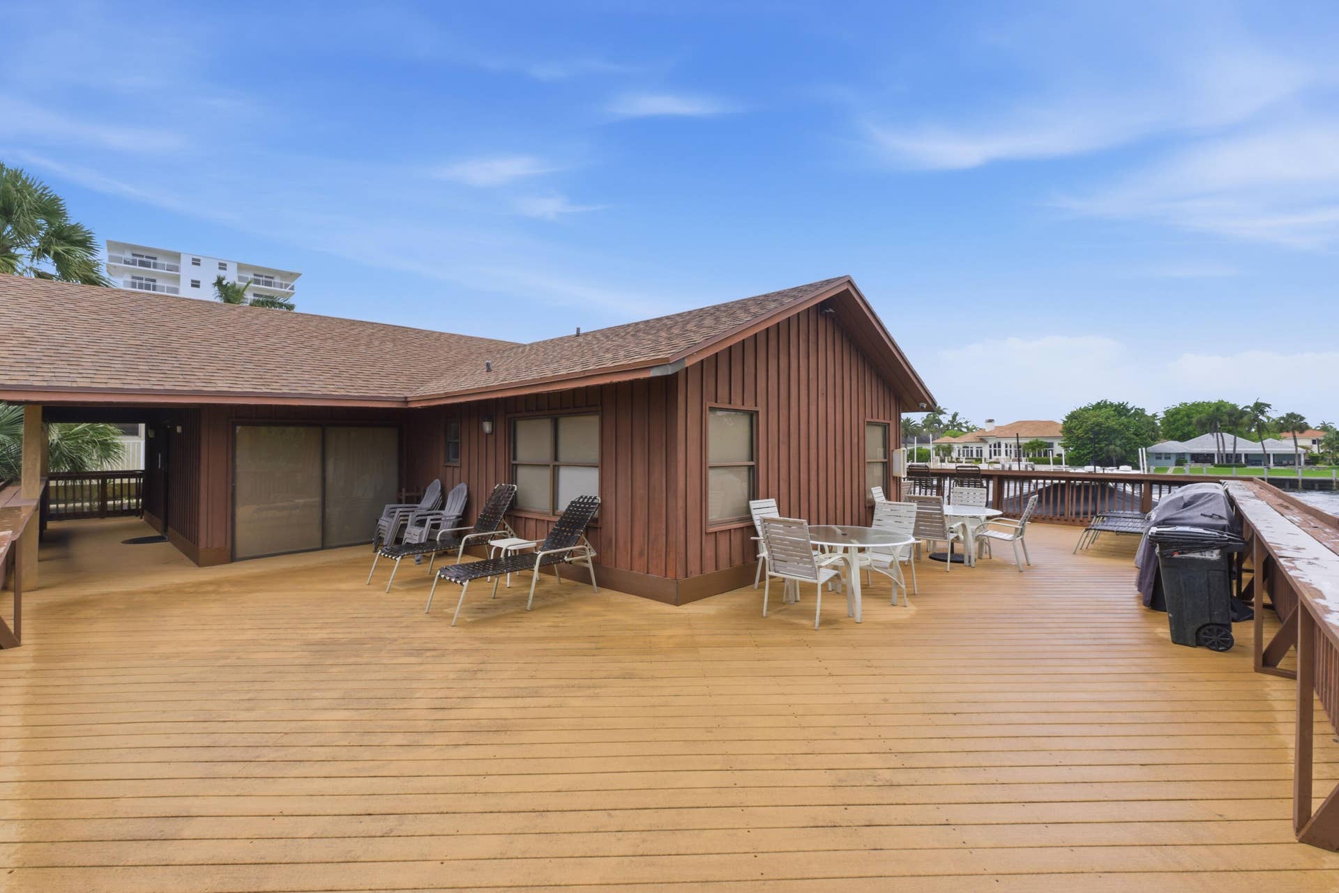 1167 Hillsboro Mile, #707, Hillsboro Beach, FL 33062 Clubhouse