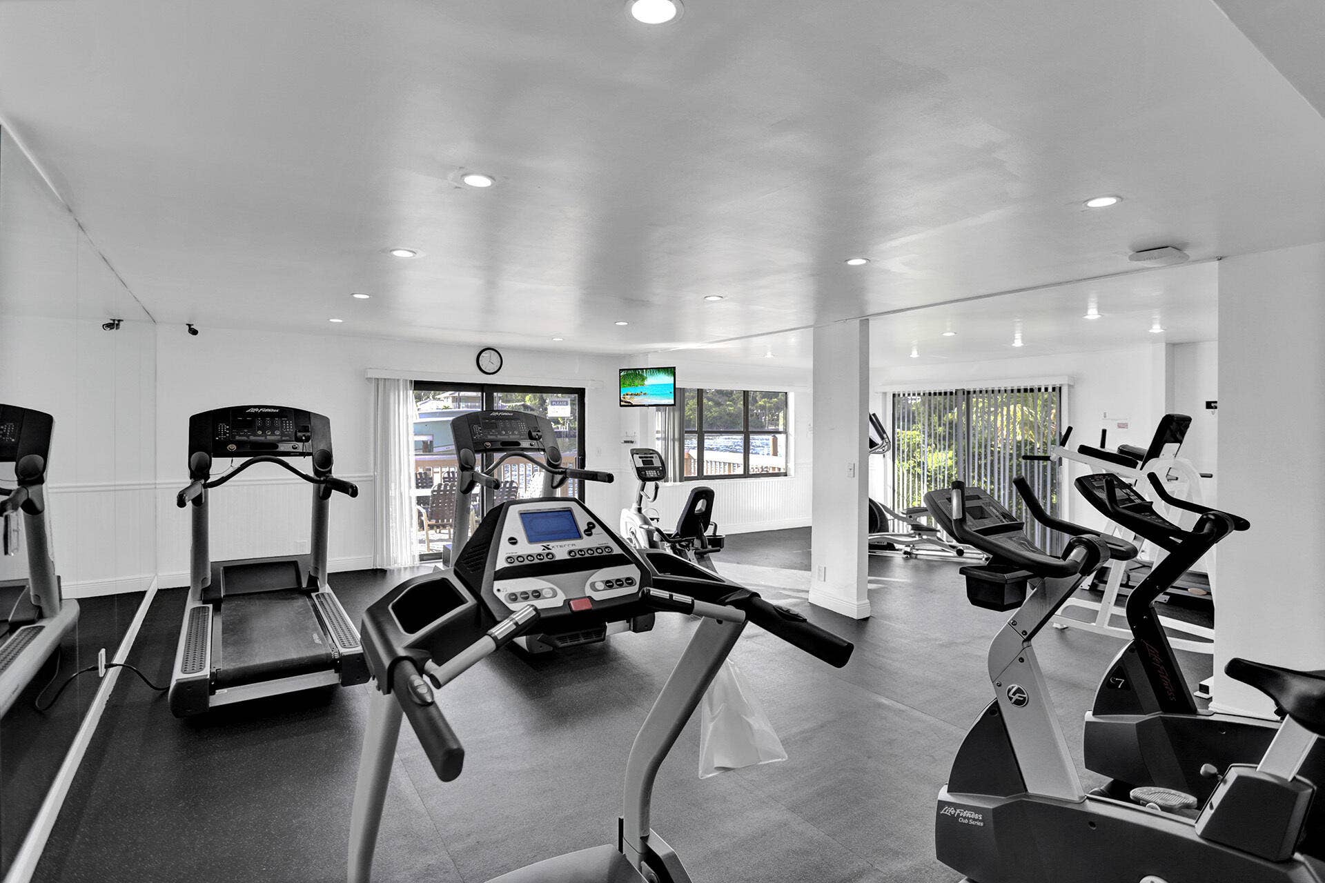 1167 Hillsboro Mile, #707, Hillsboro Beach, FL 33062 Gym