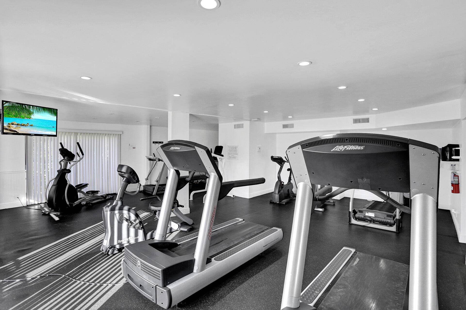 1167 Hillsboro Mile, #707, Hillsboro Beach, FL 33062 Gym
