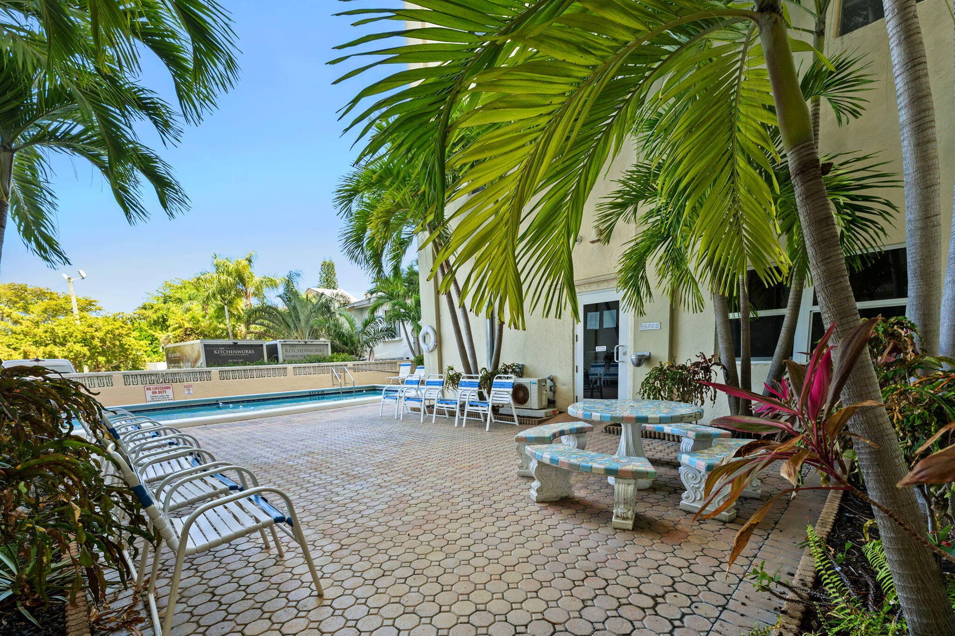 900 NE 18th Avenue, #1406-1407, Fort Lauderdale, FL 33304 Units PH 1406 & PH 1407 are being sold together for $565,000. The Patio and Pool for Victoria Park Tower