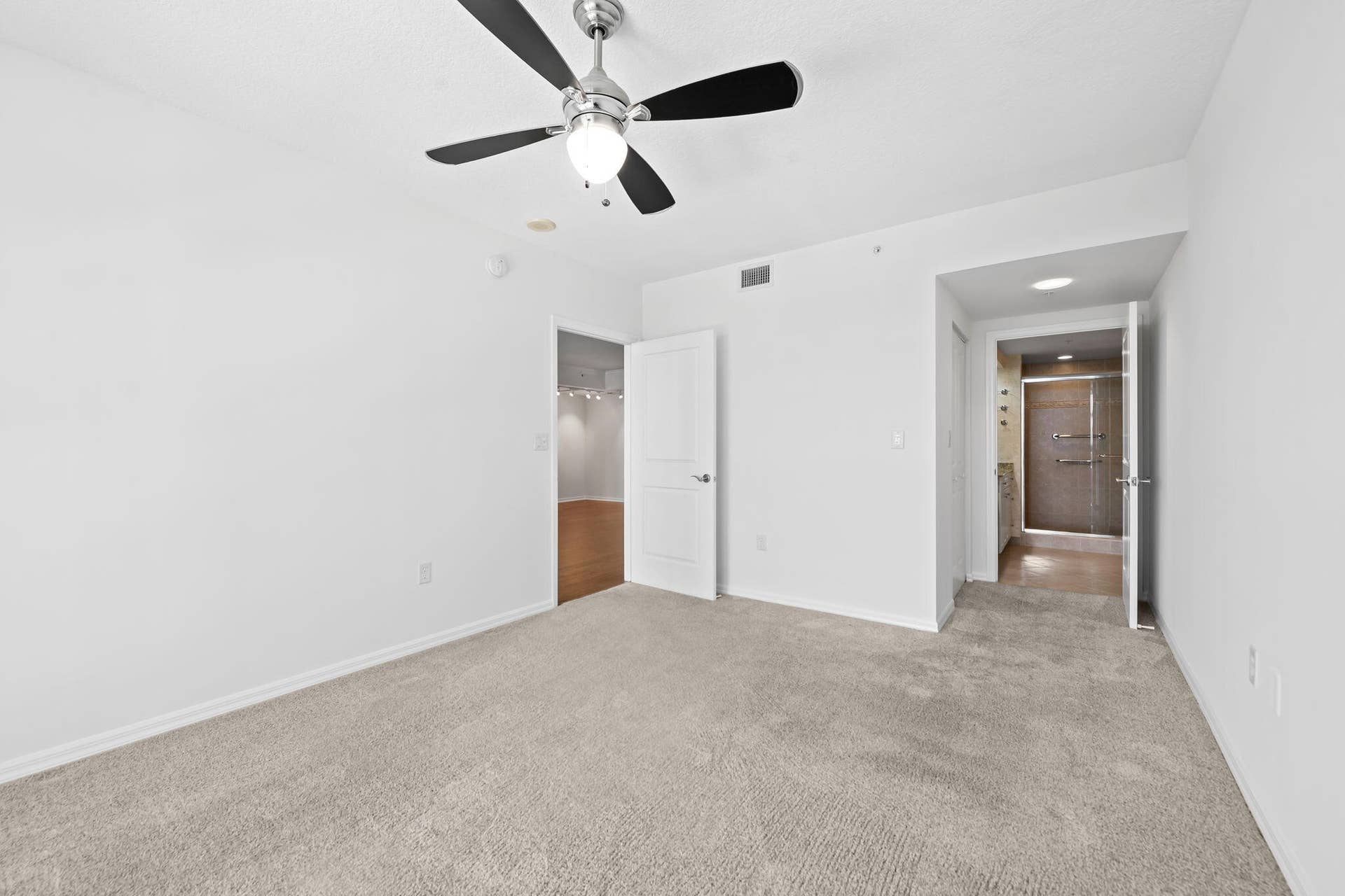 347 N New River Dr Drive E, #1202, Fort Lauderdale, FL 33301 21-web-or-mls-DSC_8530