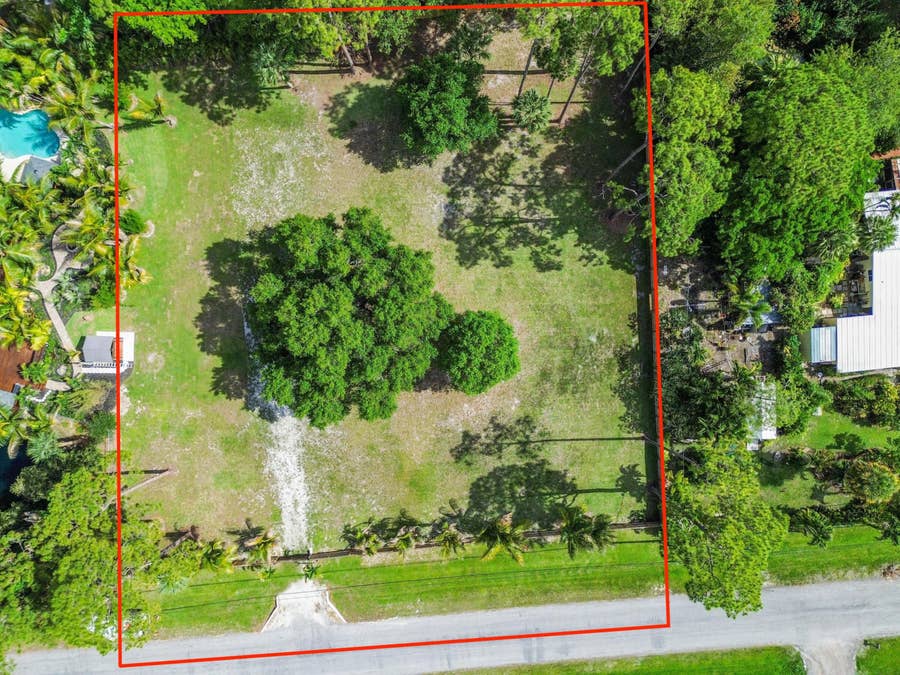 Property photo for 13530 42nd Road N, West Palm Beach, FL