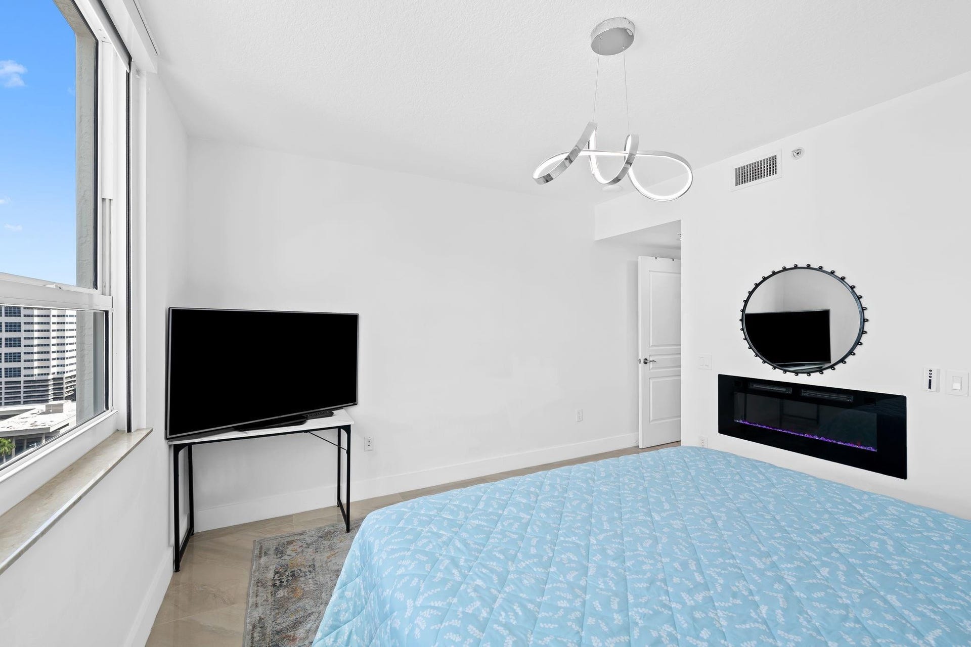 350 SE 2nd Street, #2280, Fort Lauderdale, FL 33301 Photo 6