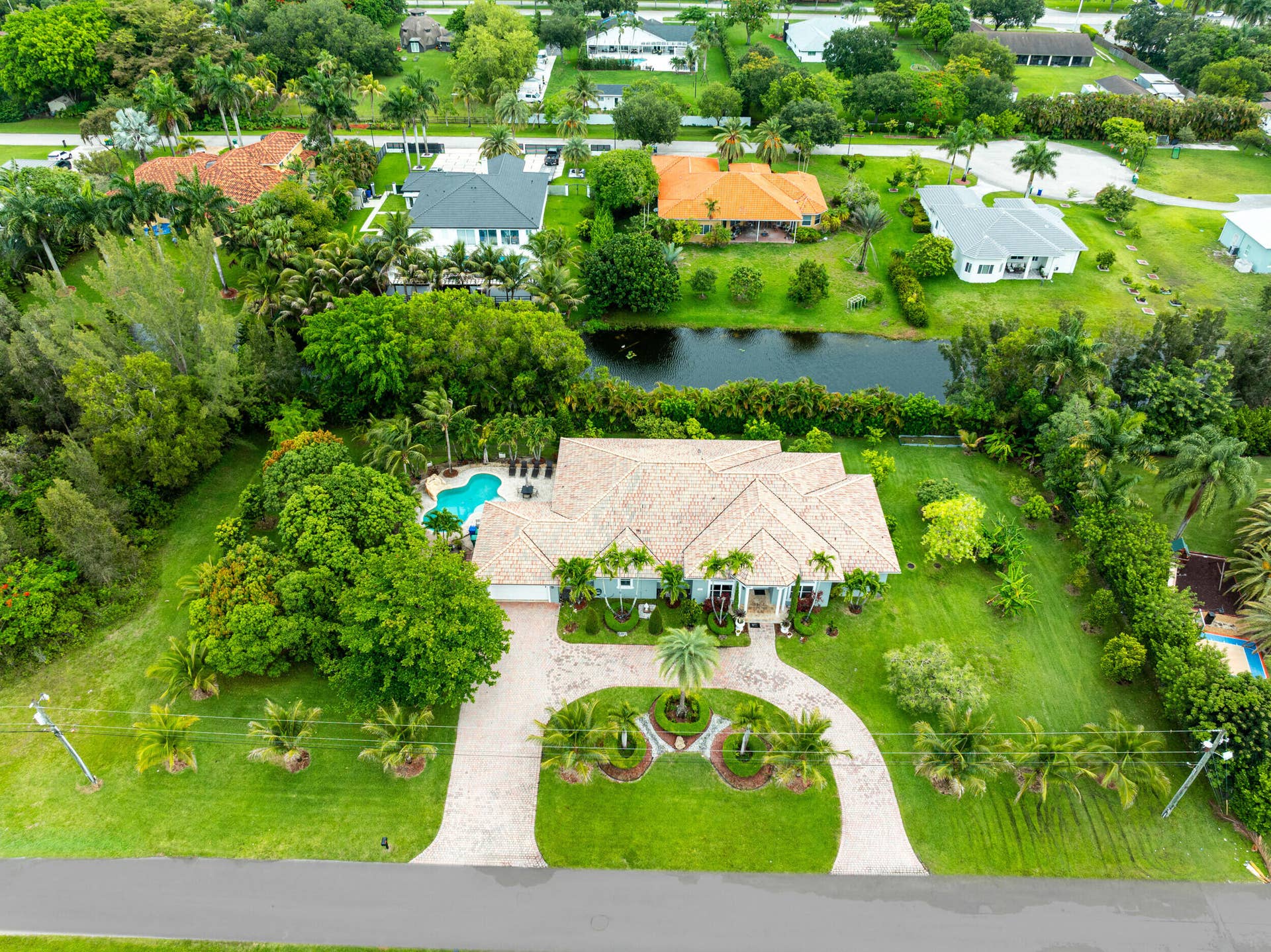 16541 SW 62nd Street, Southwest Ranches, FL 33331 Aerial - Front