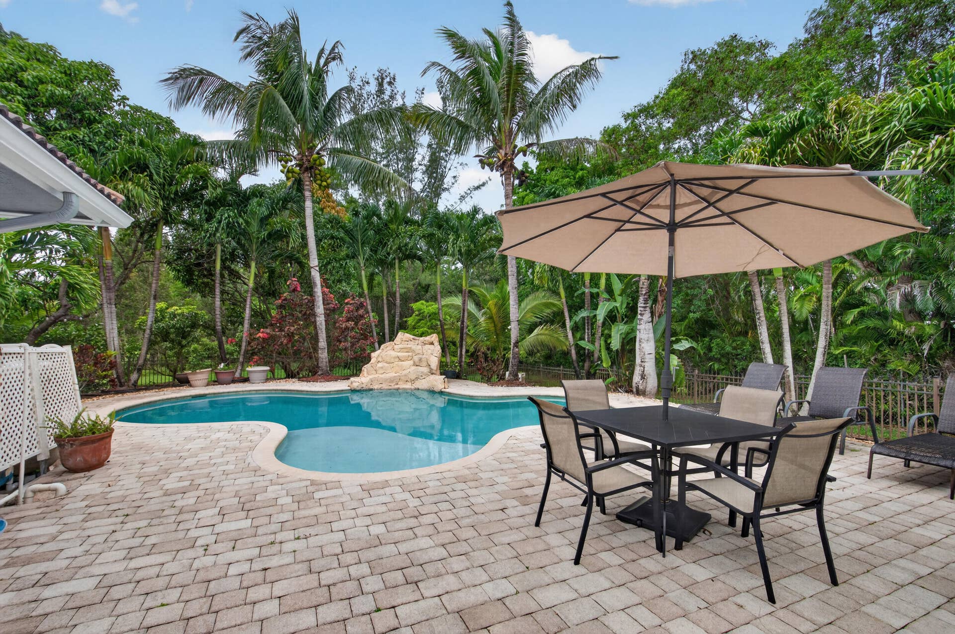 16541 SW 62nd Street, Southwest Ranches, FL 33331 Pool