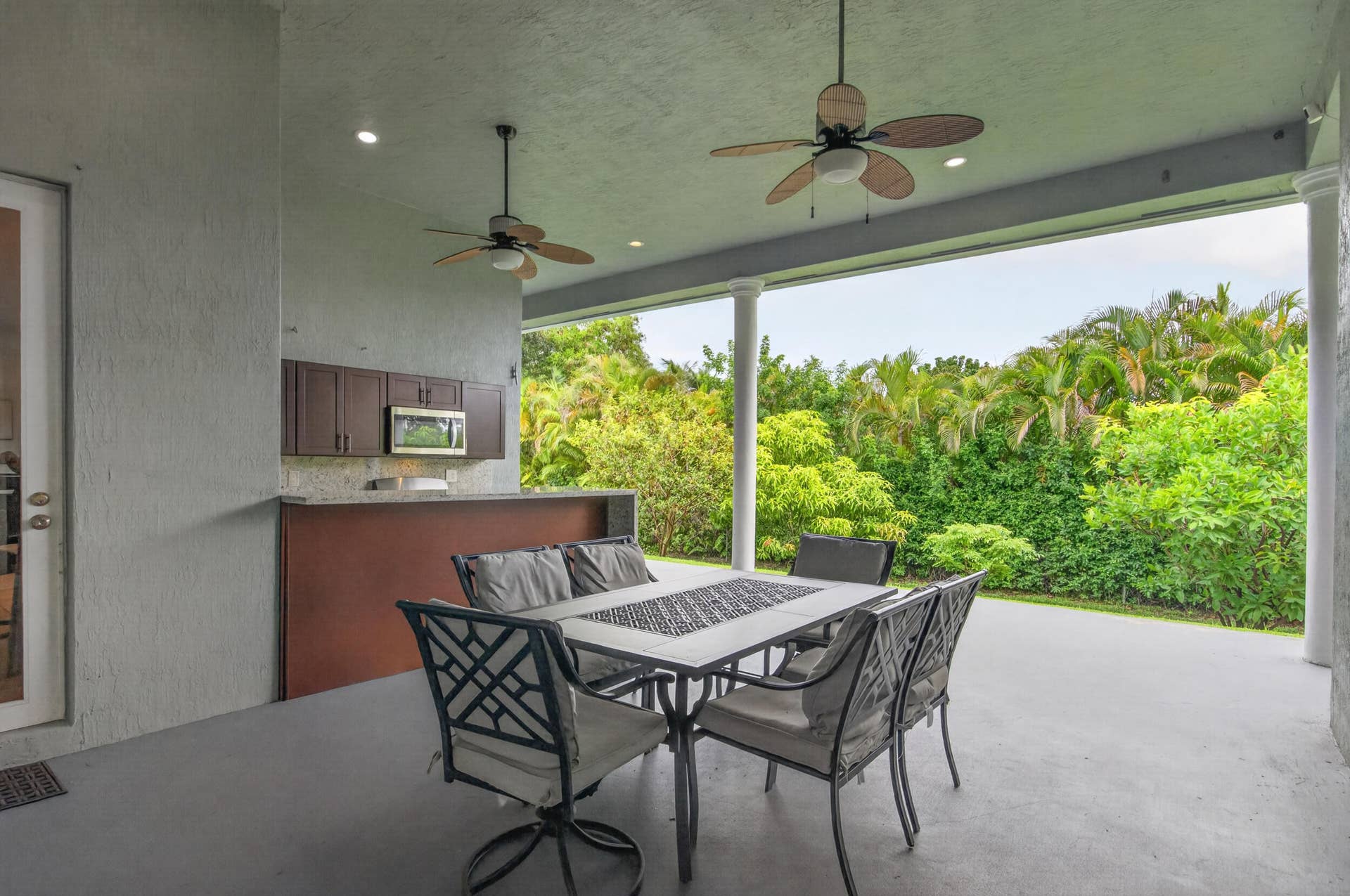 16541 SW 62nd Street, Southwest Ranches, FL 33331 Summer Kitchen - Patio