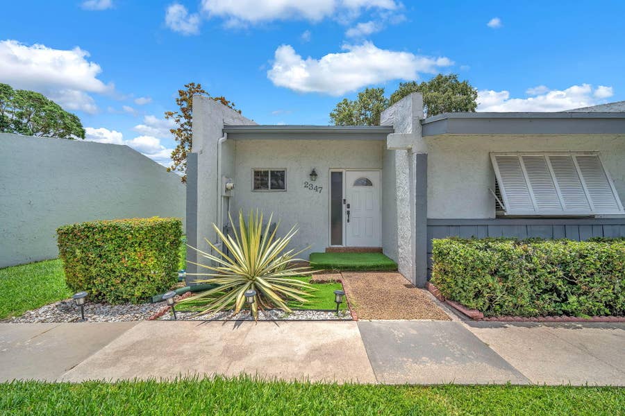 Property photo for 2347 N 37th Avenue, Hollywood, FL