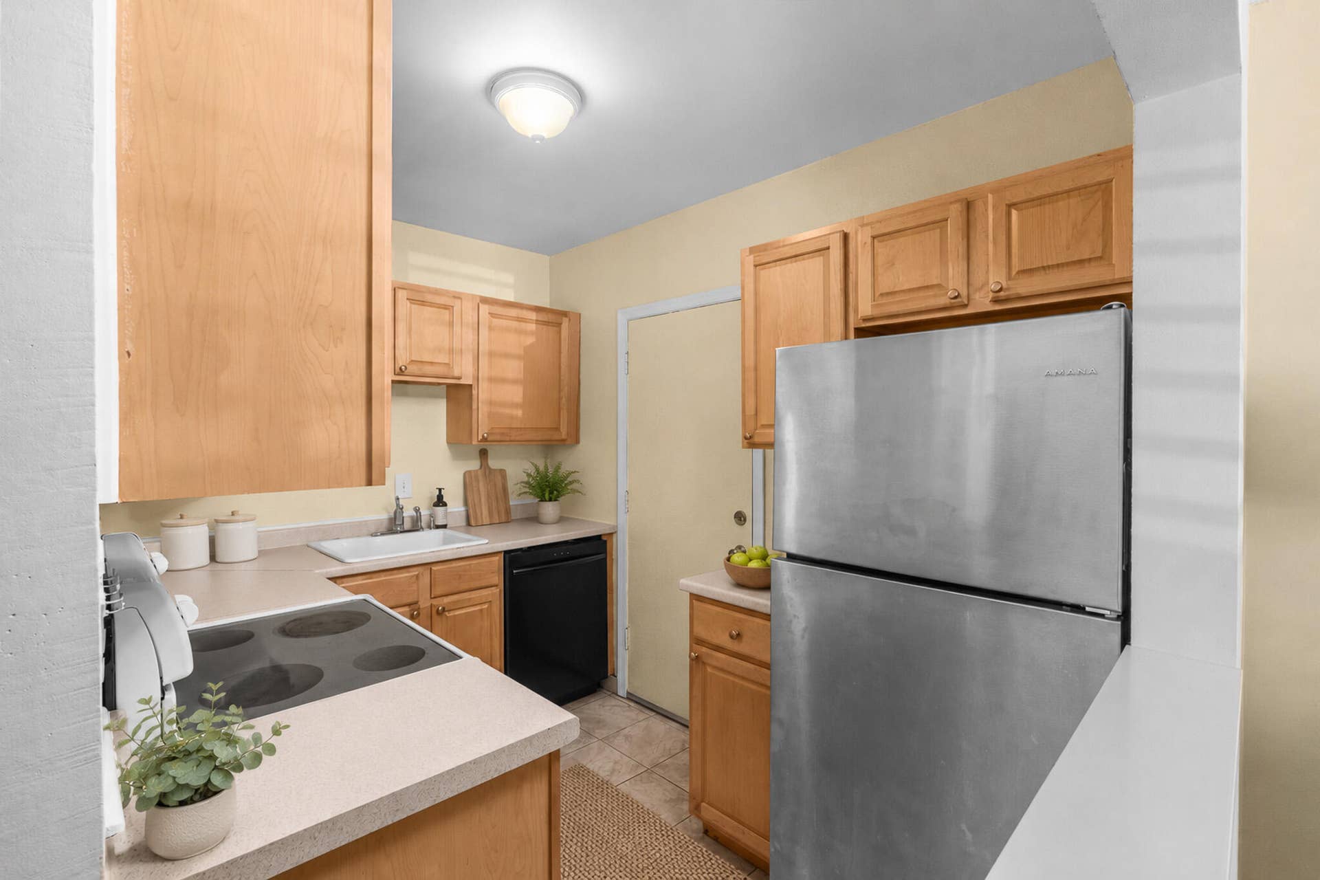 2171 NE 66th Street, #812, Fort Lauderdale, FL 33308 Staged Image May 28, 2026 at 04_29_01 PM