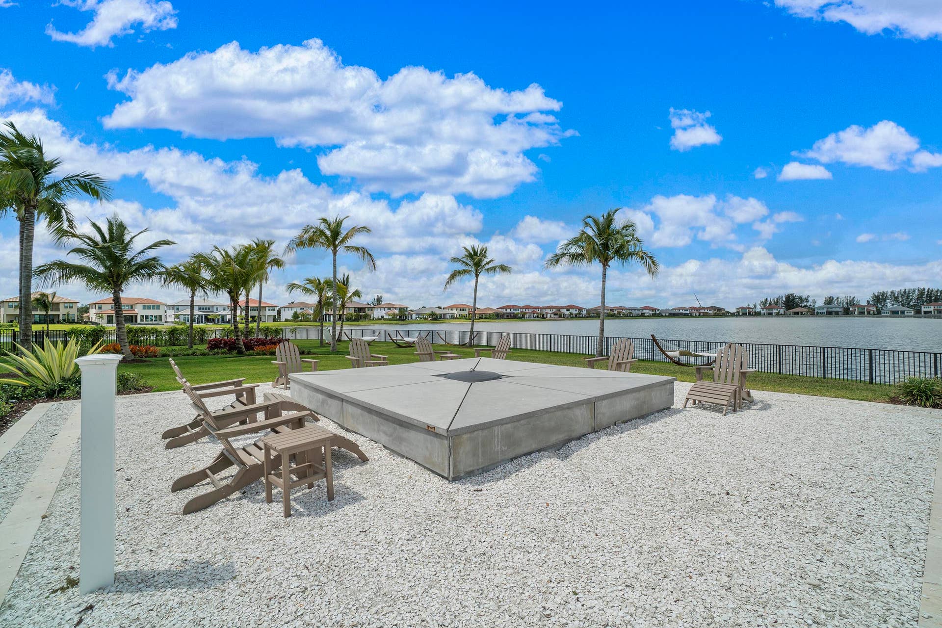 12745 Bayside Court, Parkland, FL 33076 12055 S Baypoint Cir_08