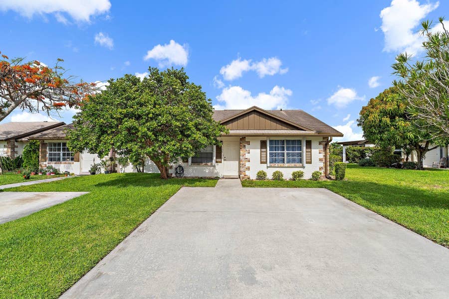 Property photo for 109 Doe Trail, Jupiter, FL