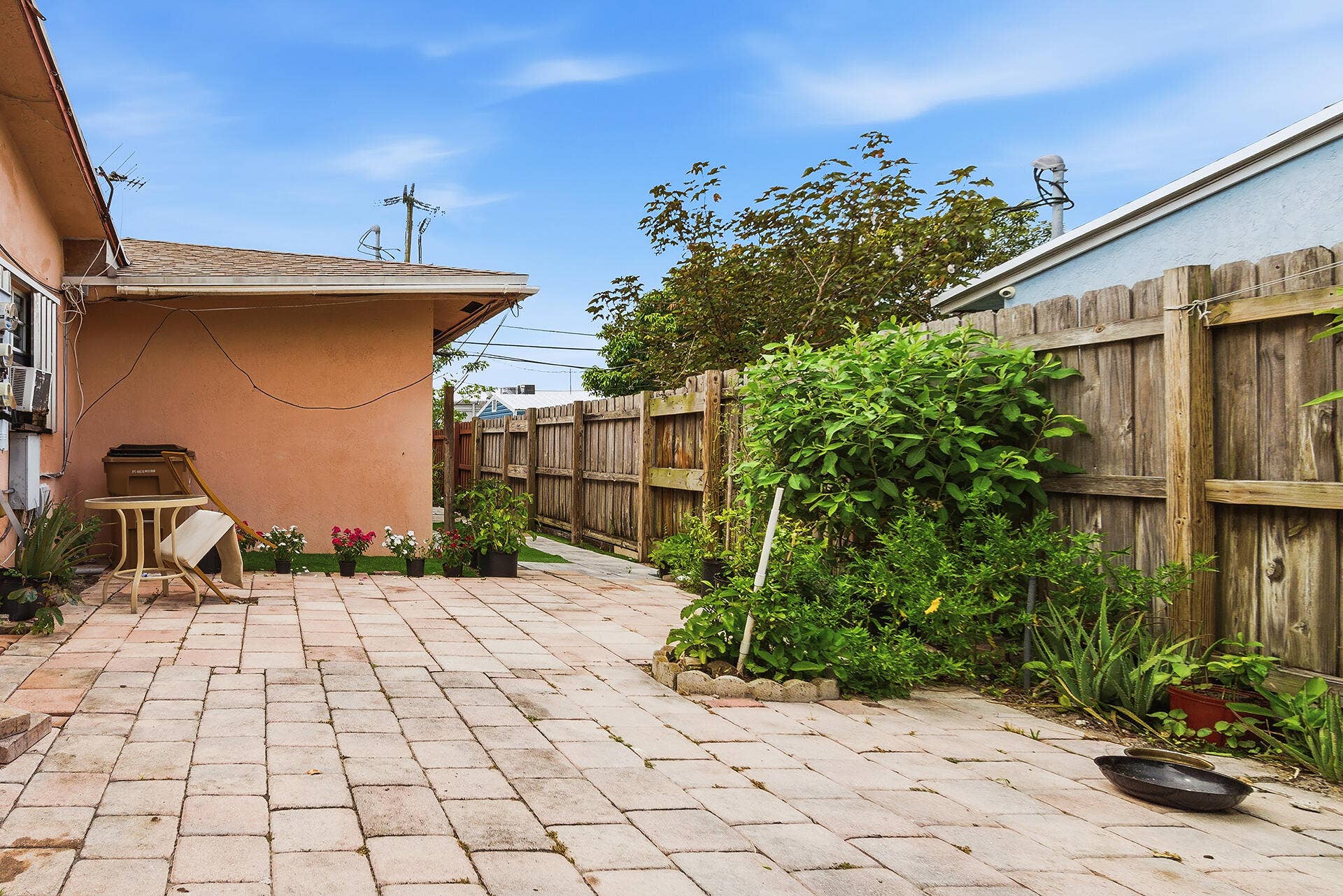 550 NE 37th Street, #1-2, Pompano Beach, FL 33064 550-NE-37TH-ST-UNIT-2-33064-006