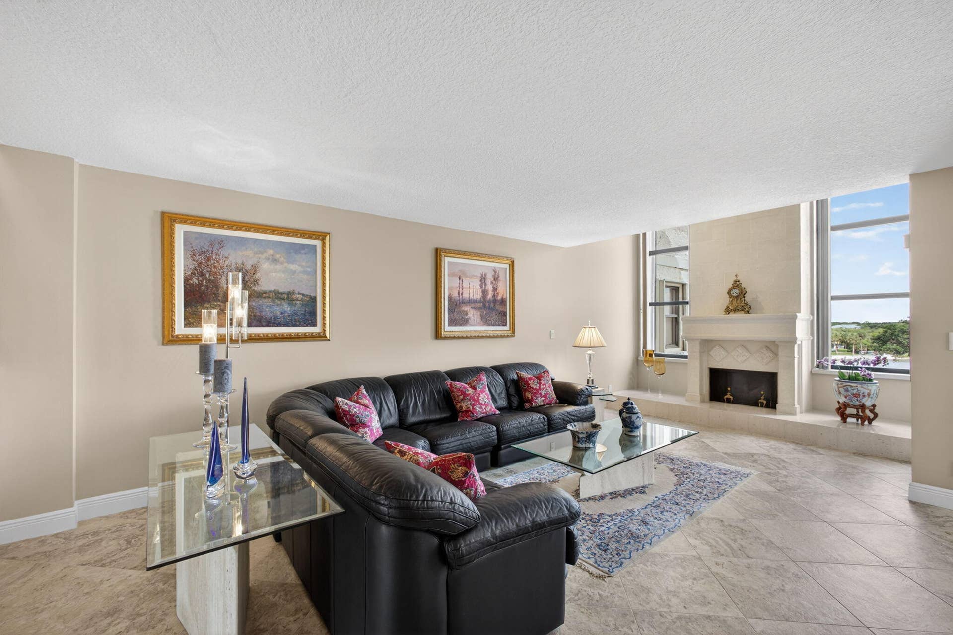 364 Golfview Road, #506, North Palm Beach, FL 33408 Living Room with wood burning fireplace