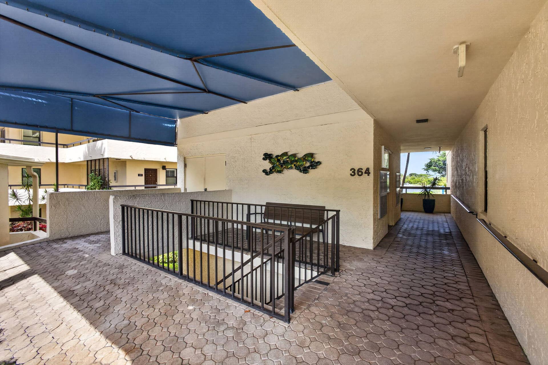 364 Golfview Road, #506, North Palm Beach, FL 33408 Walk up to front of building