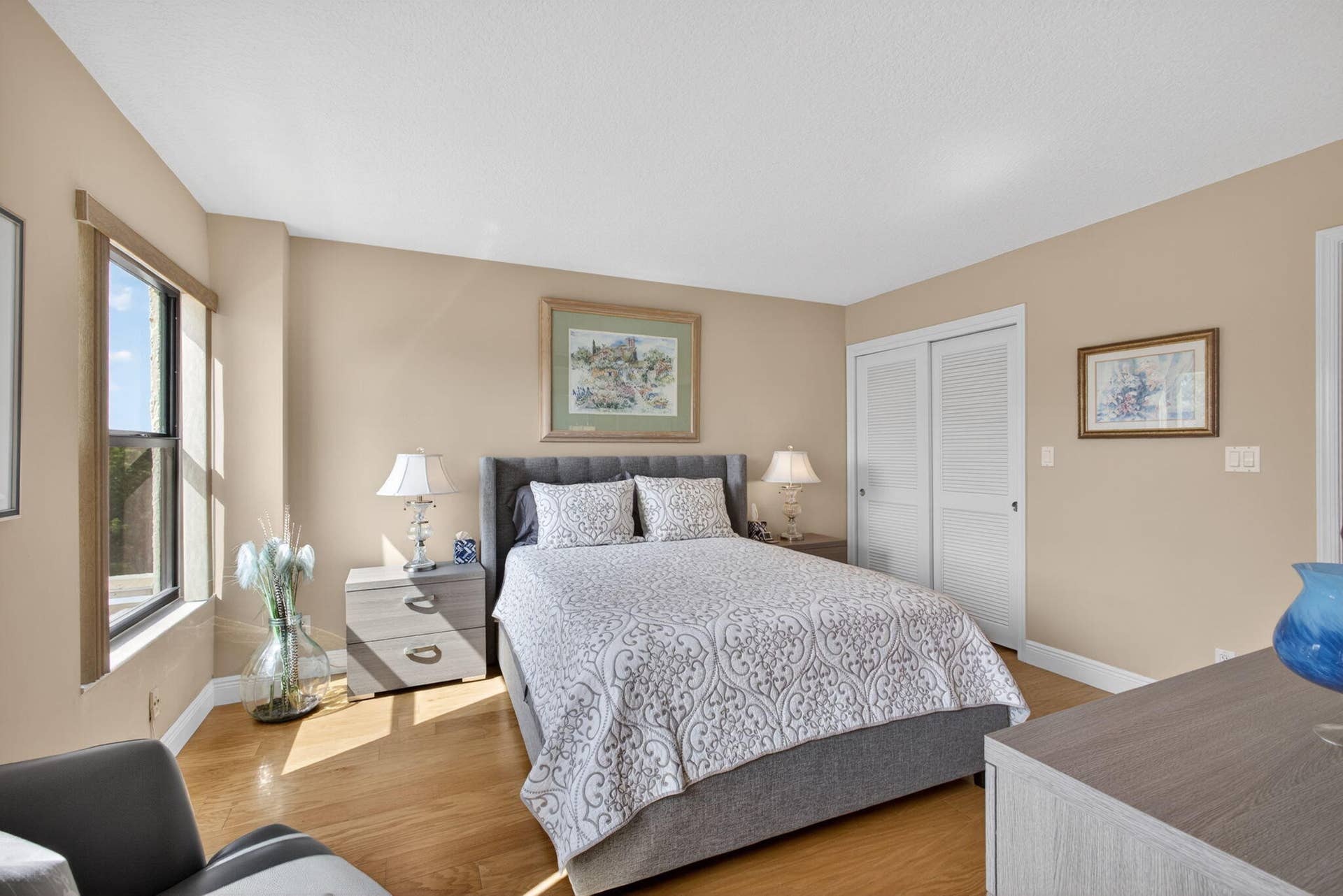 364 Golfview Road, #506, North Palm Beach, FL 33408 Guest room