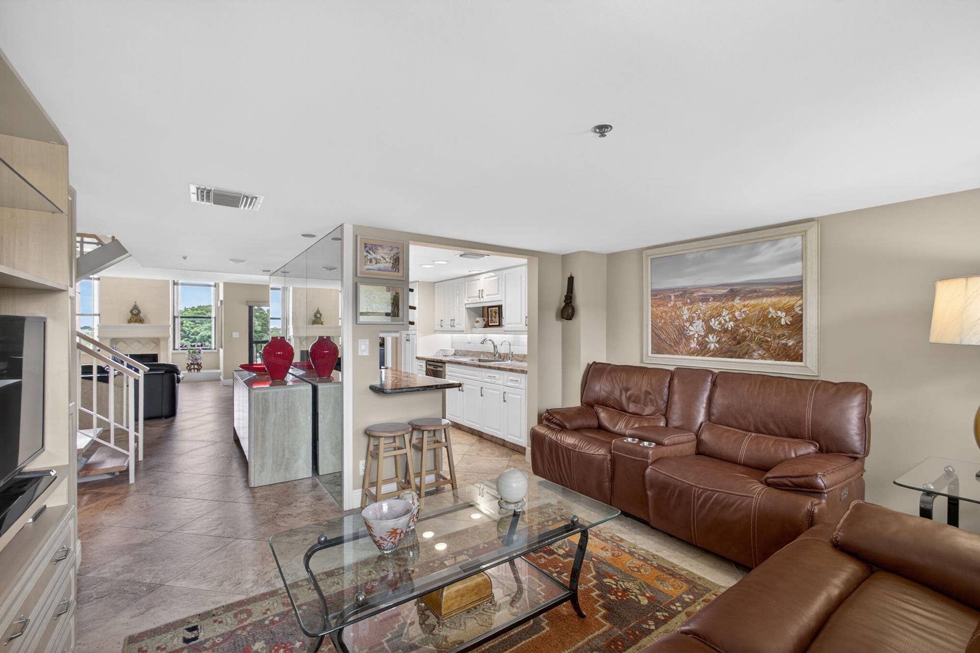 364 Golfview Road, #506, North Palm Beach, FL 33408 Den into Kitchen