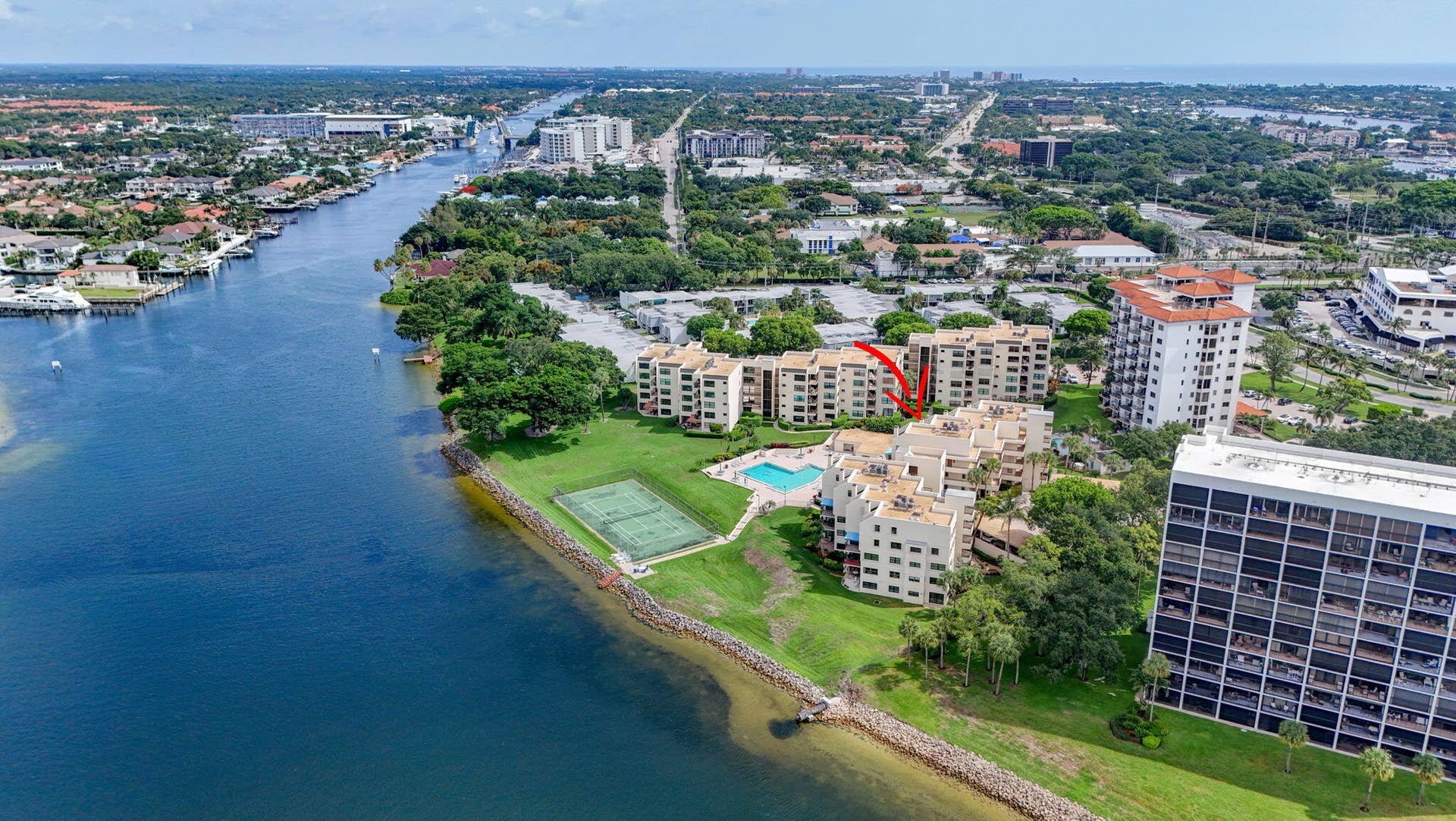 364 Golfview Road, #506, North Palm Beach, FL 33408 68-web-or-mls-DJI_20260601223833_0640_D-